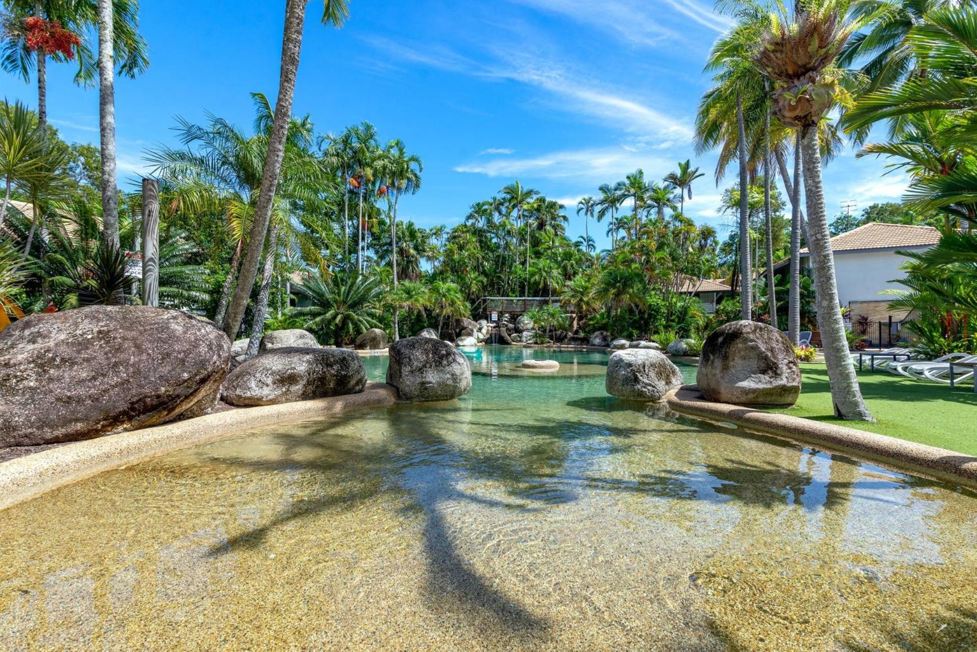 84 Reef Resort