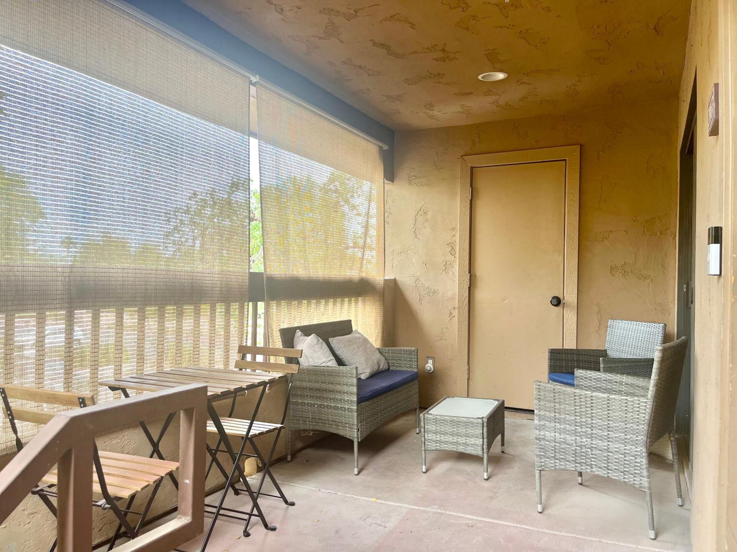 Desert Getaway - Luxury Condo Loft view 3