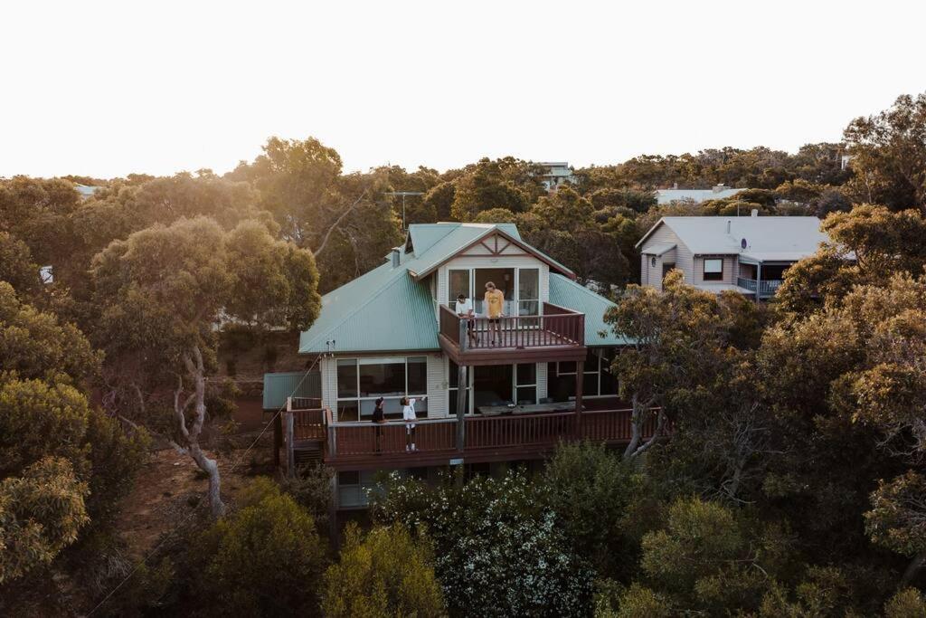 Mariners Rest