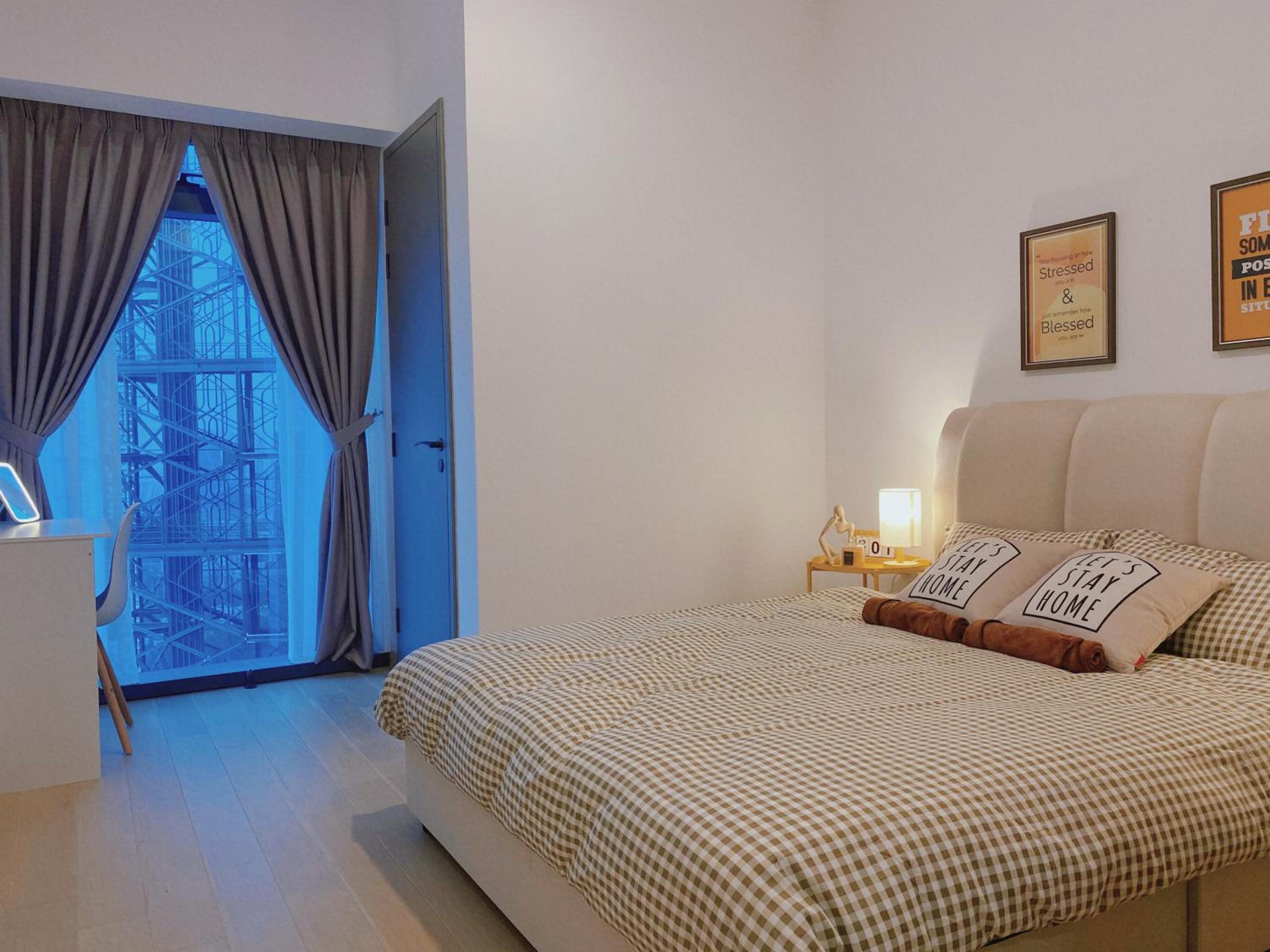 Luxury Residence @ Eaton
