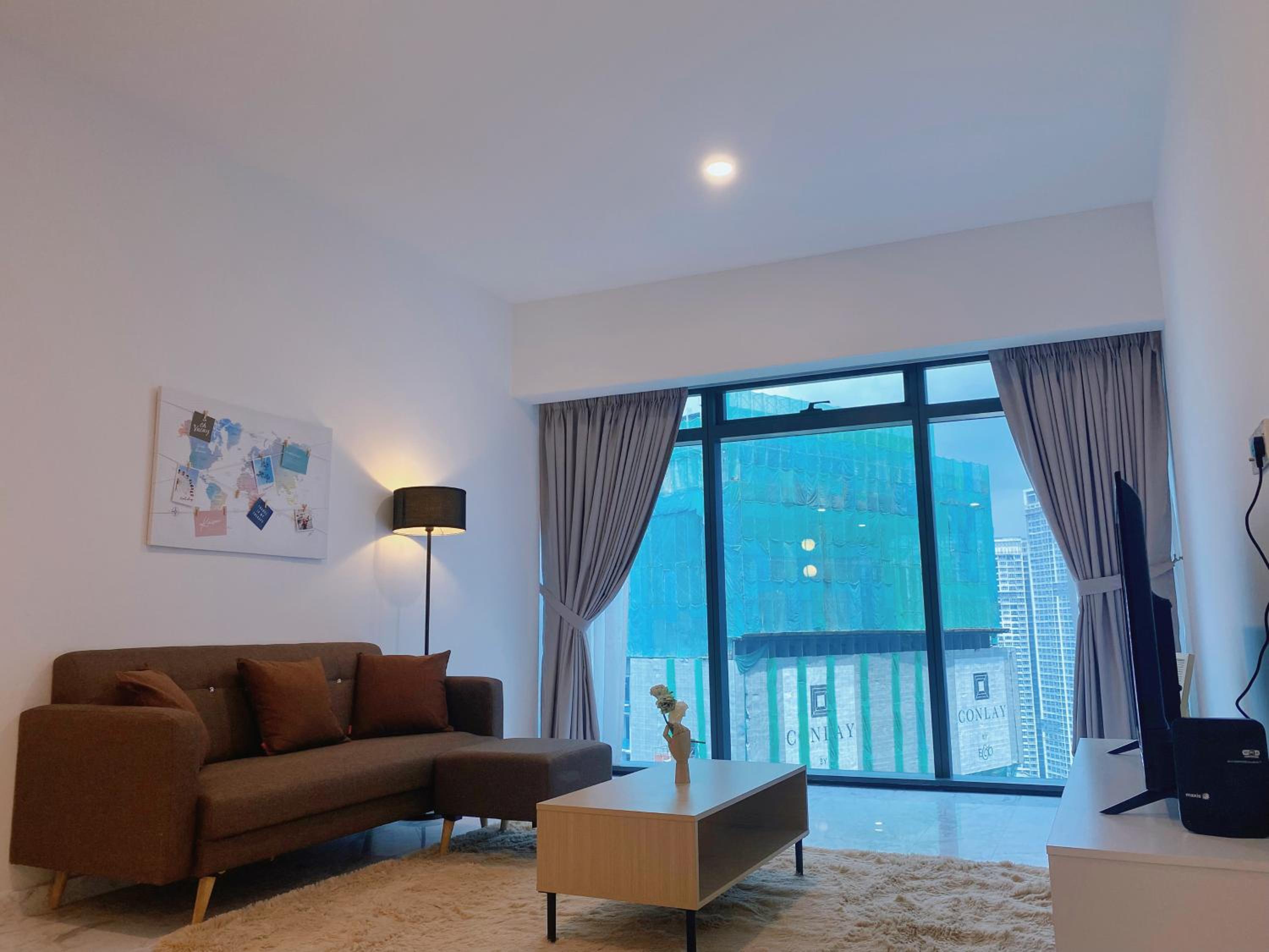 Luxury Residence @ Eaton