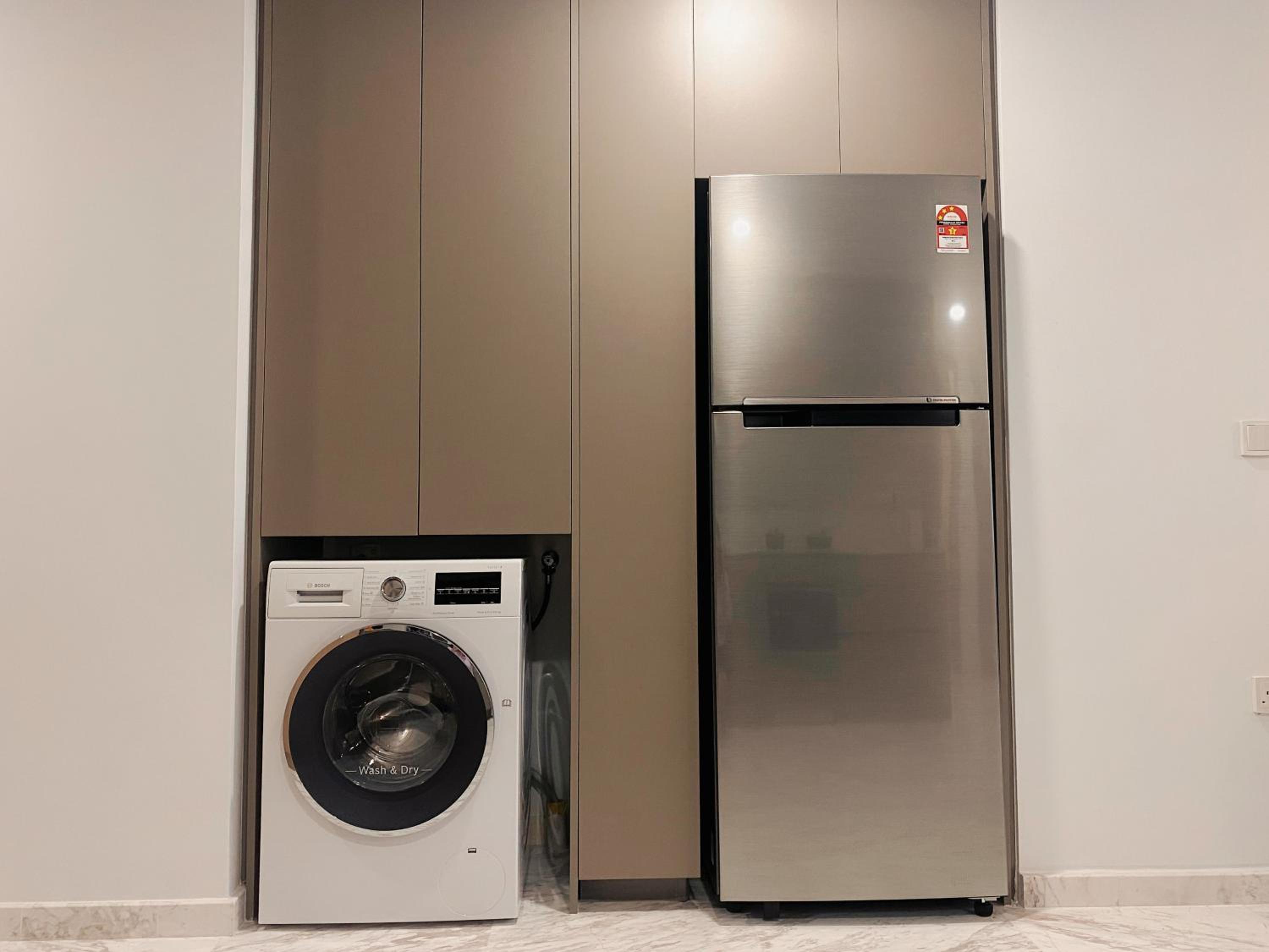 Luxury Residence @ Eaton