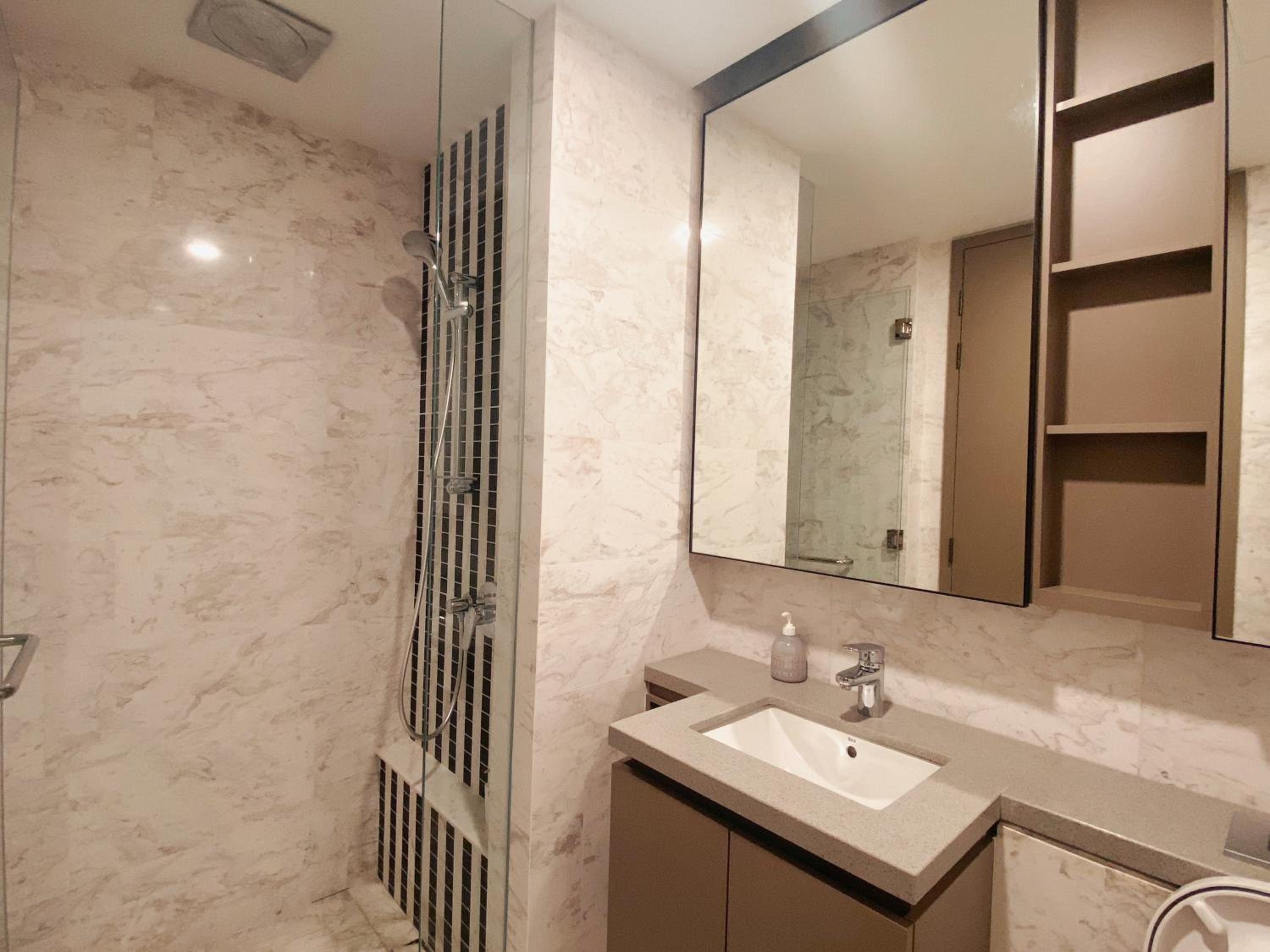 Luxury Residence @ Eaton