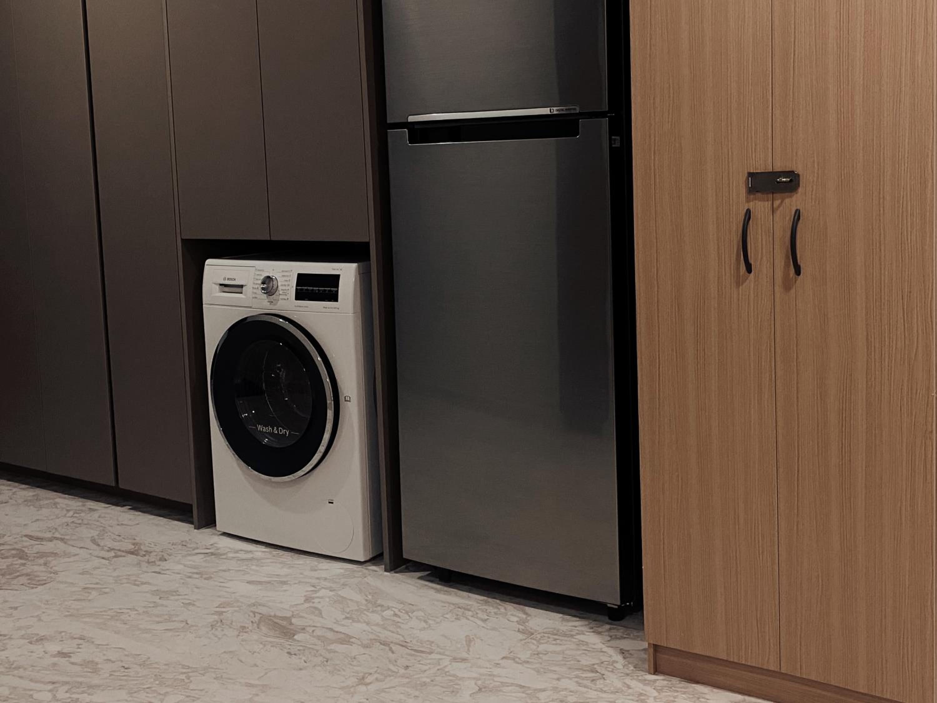 Luxury Residence @ Eaton