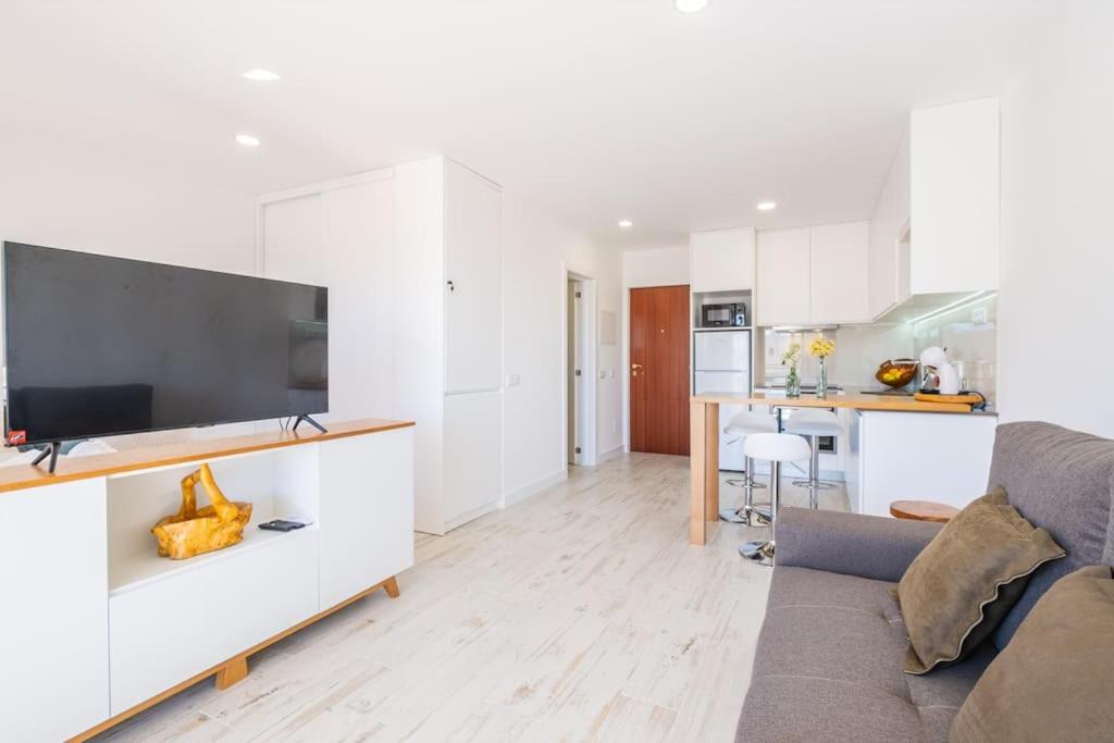 White Studio - Ocean View view 3