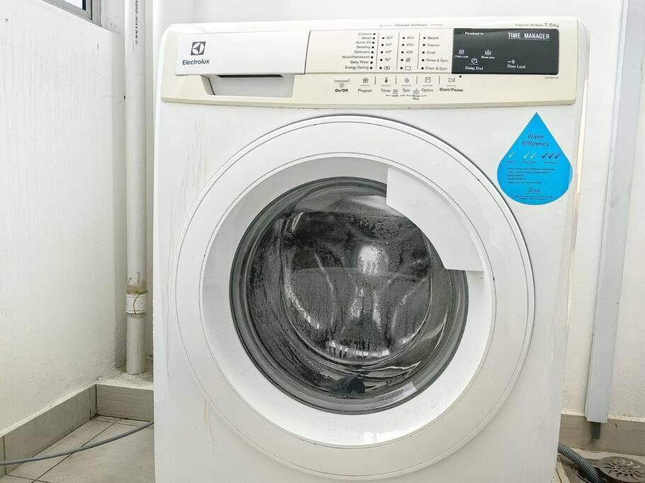 Austin Manhattan, 2BR, water park, Jaya Groccer
