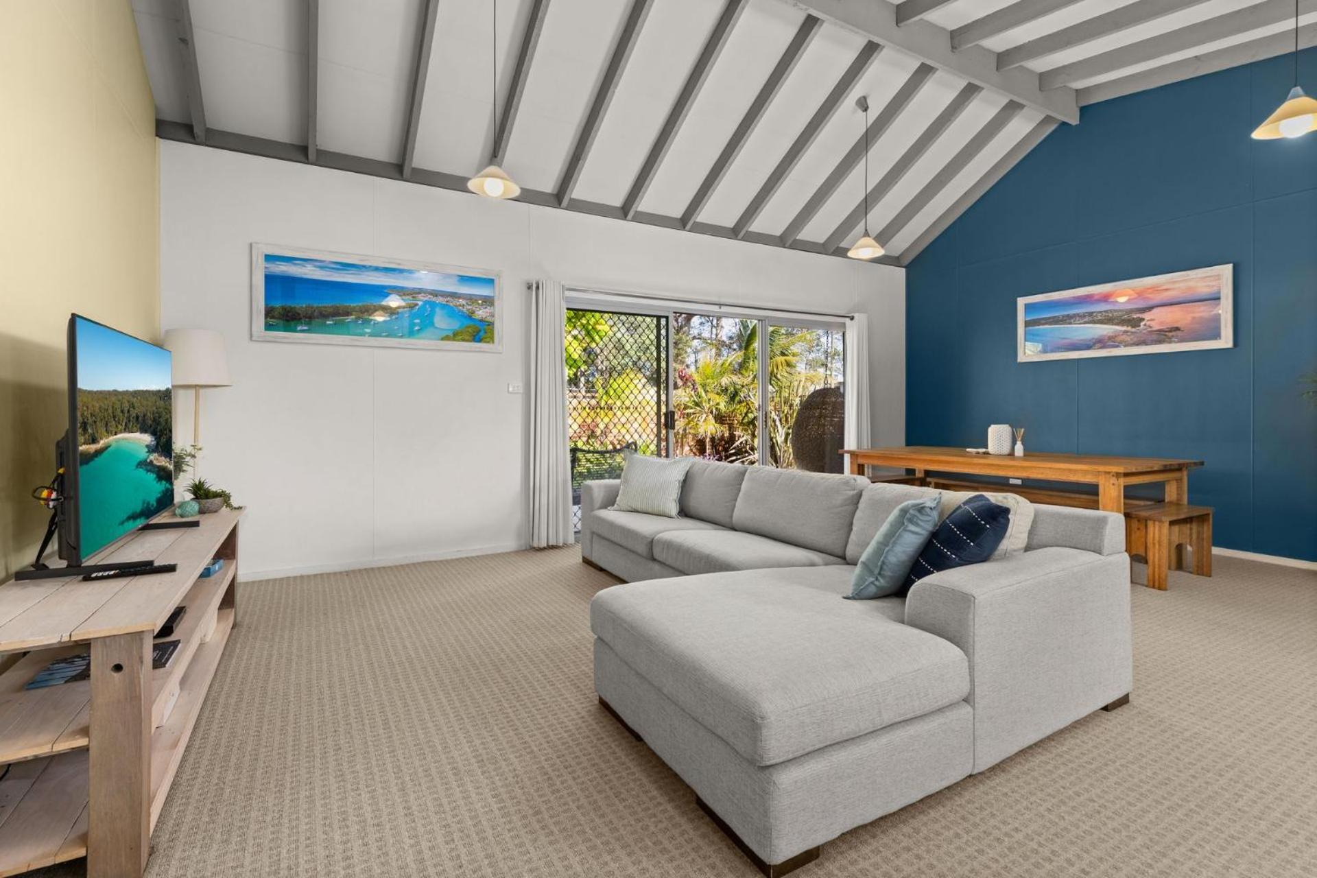 Huskisson Holiday House by Experience Jervis Bay