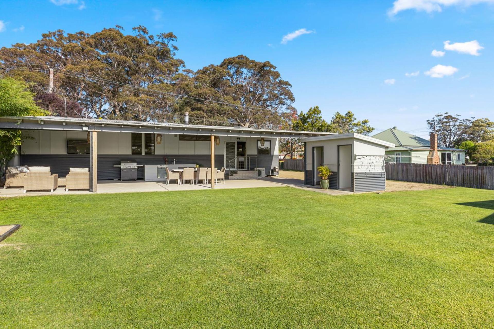 Huskisson Holiday House by Experience Jervis Bay