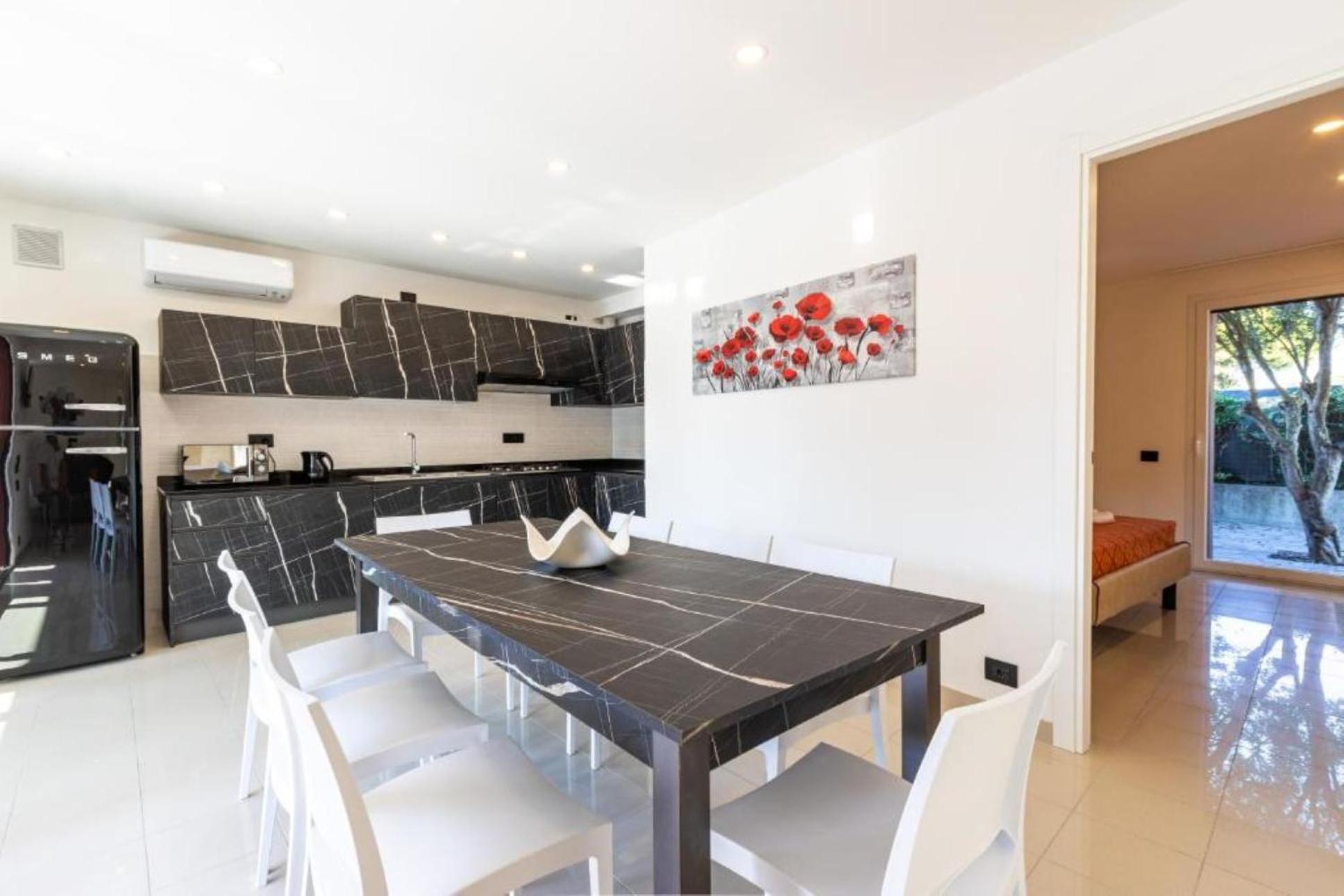 Modern villa close to the beach view 2