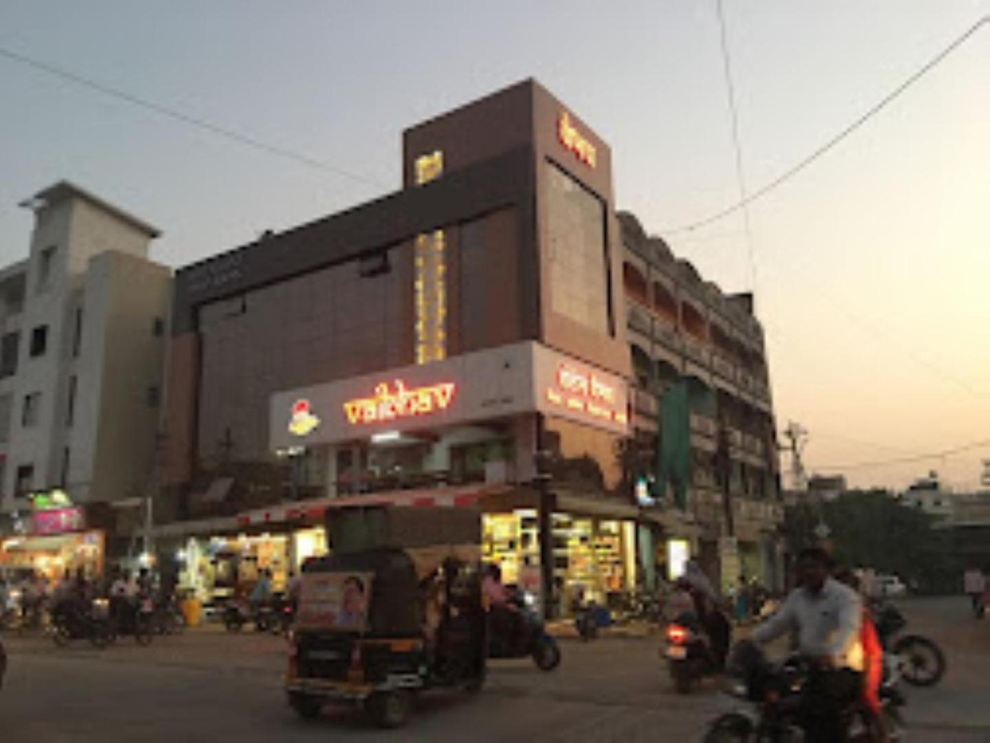 Hotel Vaibhav,Akola view 3