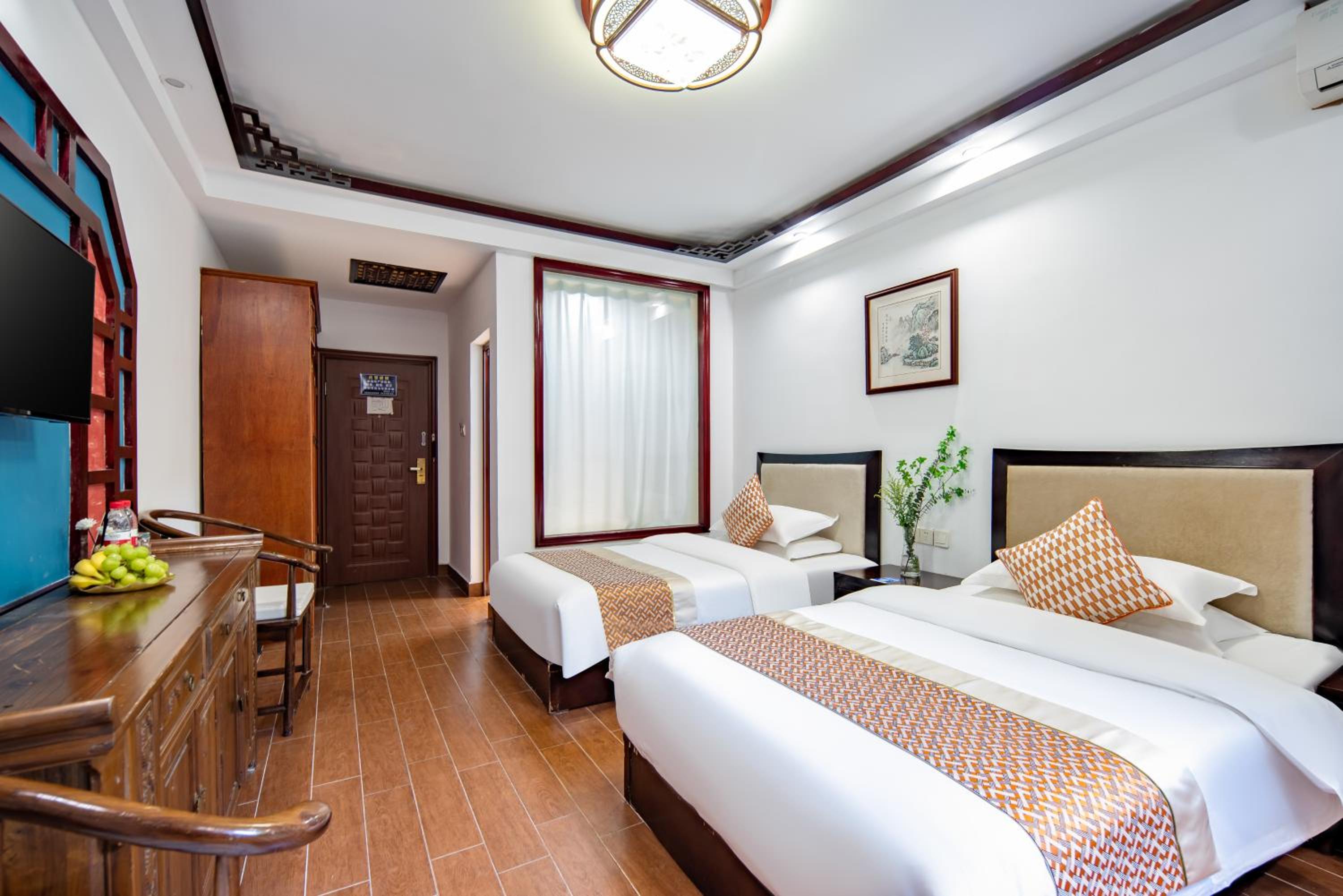 Tongli Lanshe Garden B&B
