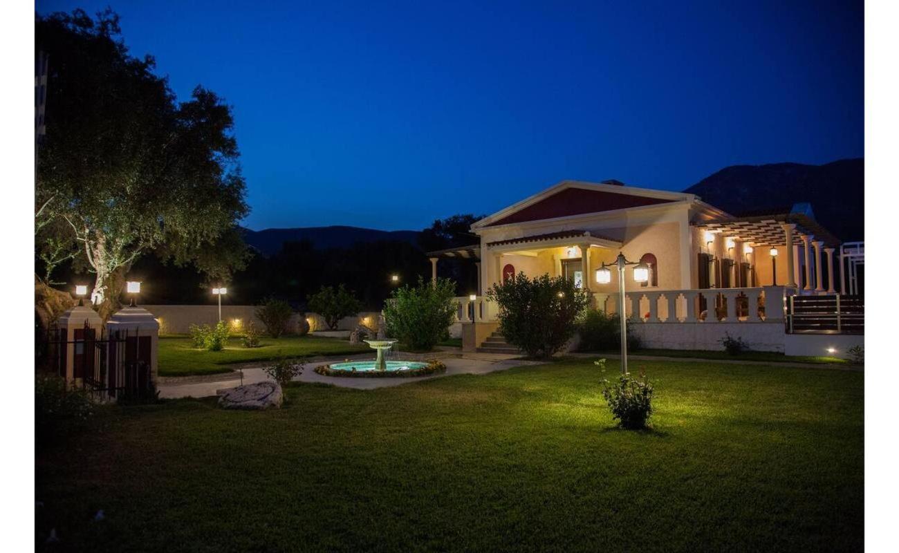 Moustakias Villa