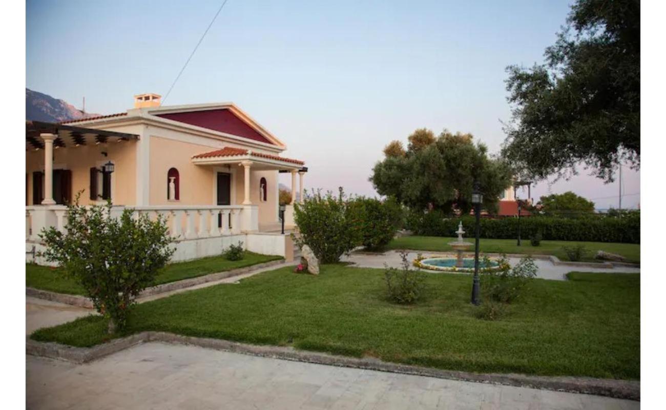 Moustakias Villa