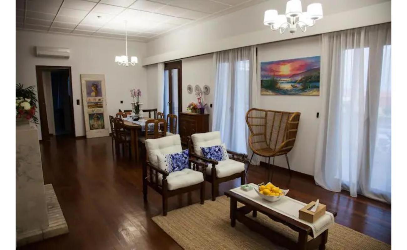 Moustakias Villa
