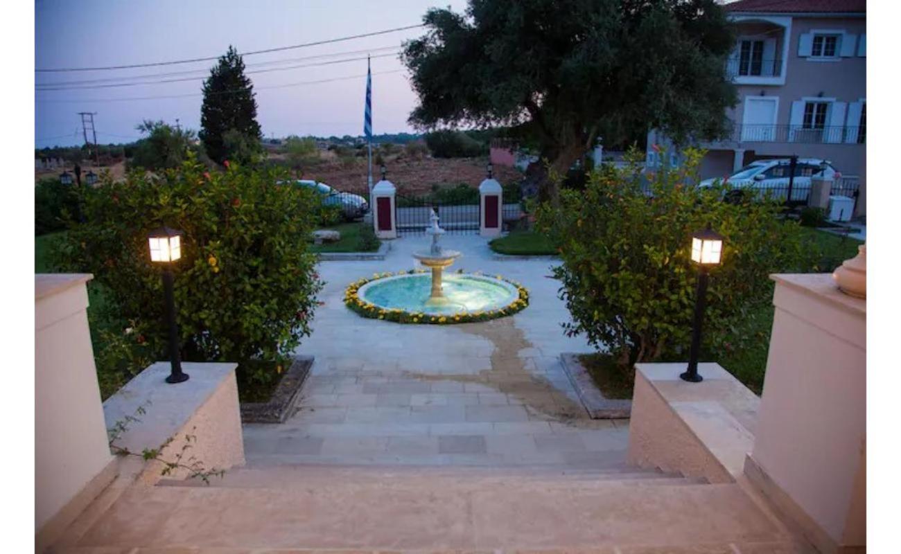 Moustakias Villa