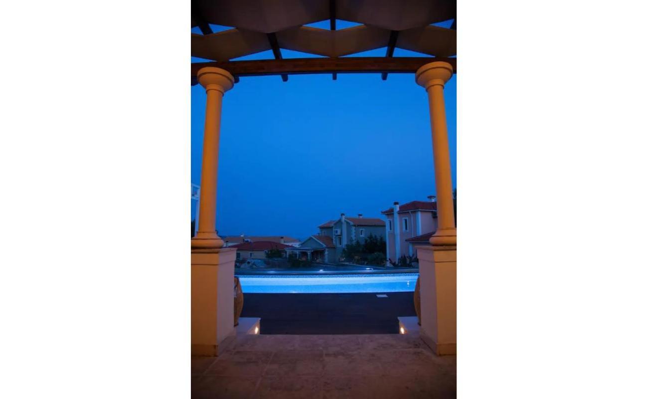 Moustakias Villa