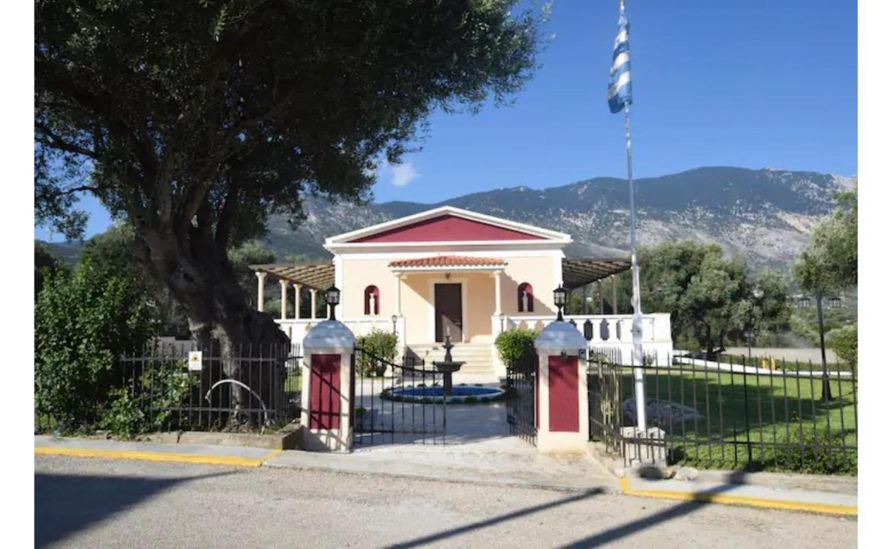 Moustakias Villa