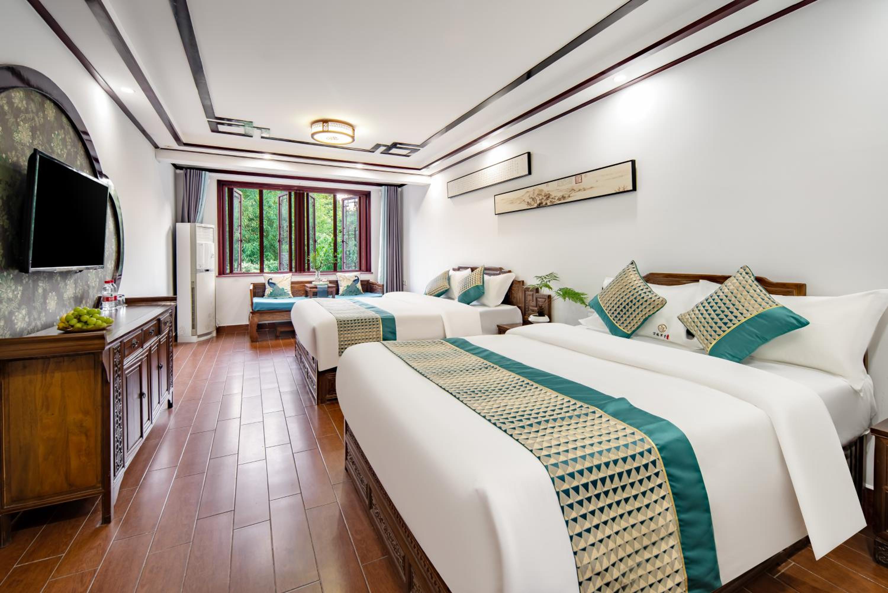 Tongli Lanshe Garden B&B