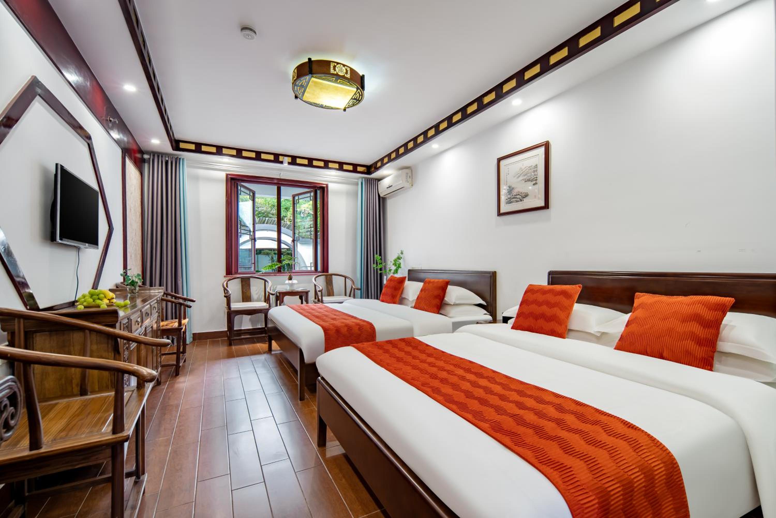 Tongli Lanshe Garden B&B