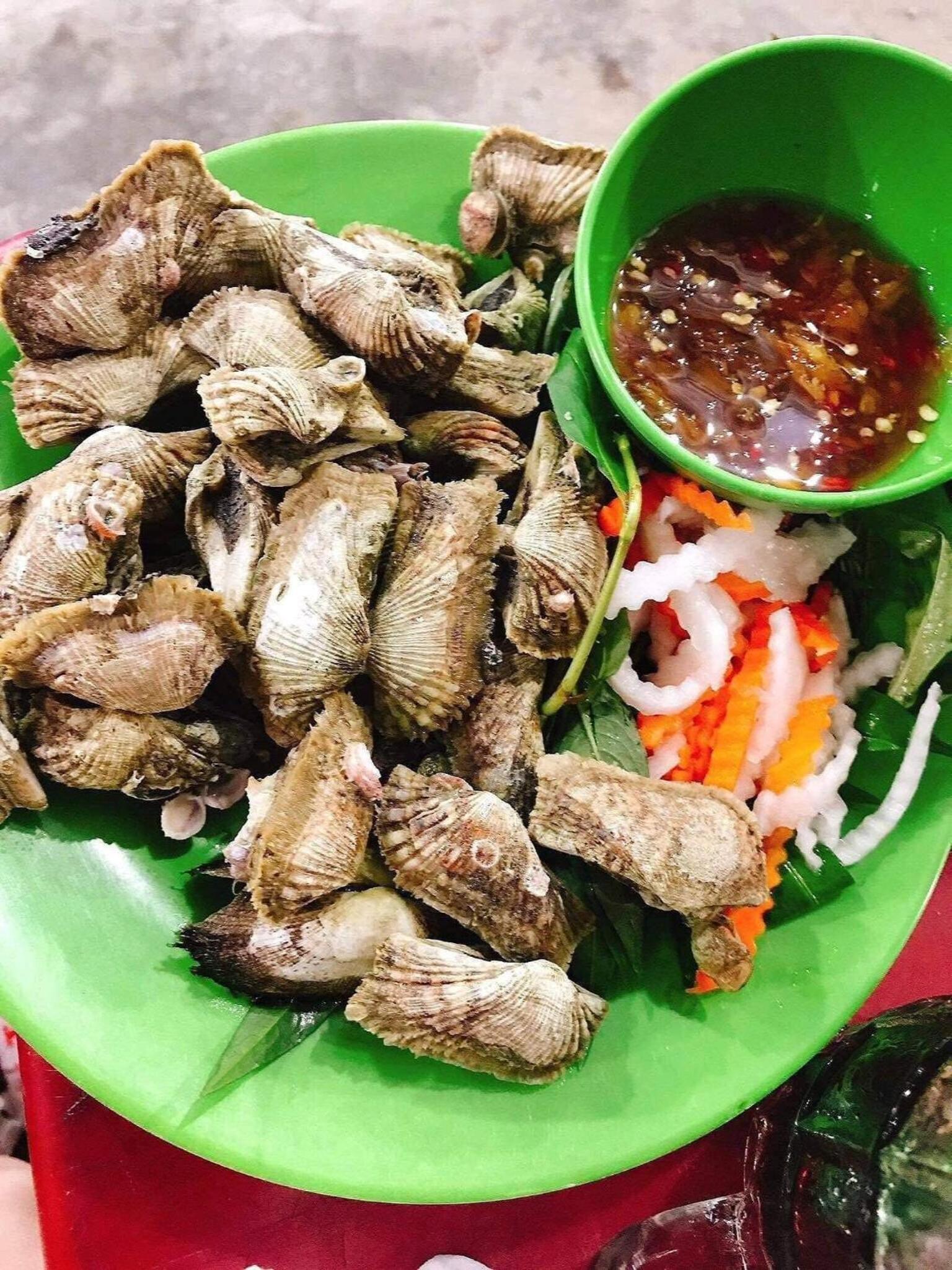 Villa sân vườn Misa