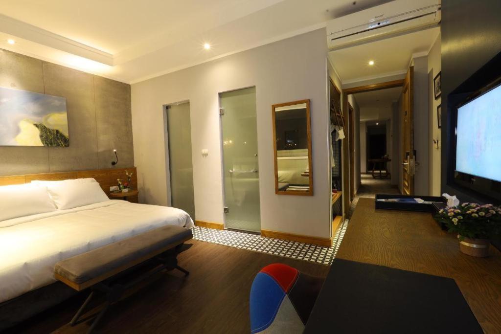 HaNoi Calido - 16 Phố Nguyễn Quang Bích HN - by BAY LUXURY