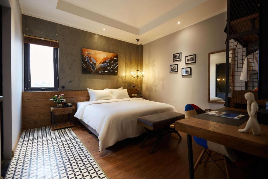 HaNoi Calido - 16 Phố Nguyễn Quang Bích HN - by BAY LUXURY