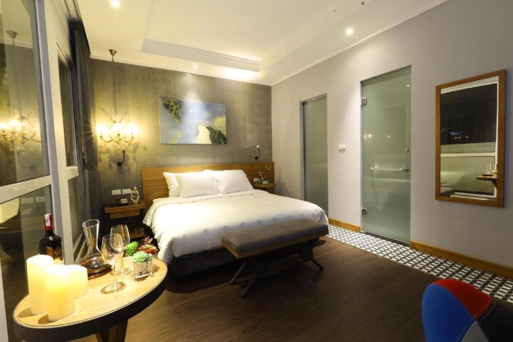 HaNoi Calido - 16 Phố Nguyễn Quang Bích HN - by BAY LUXURY