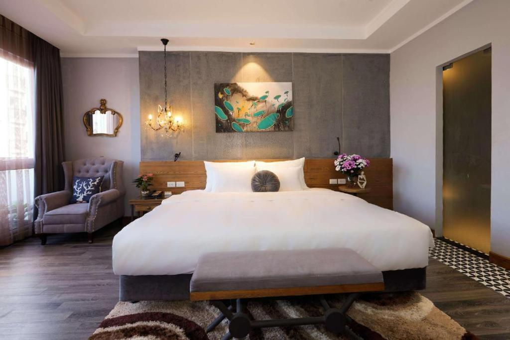 HaNoi Calido - 16 Phố Nguyễn Quang Bích HN - by BAY LUXURY