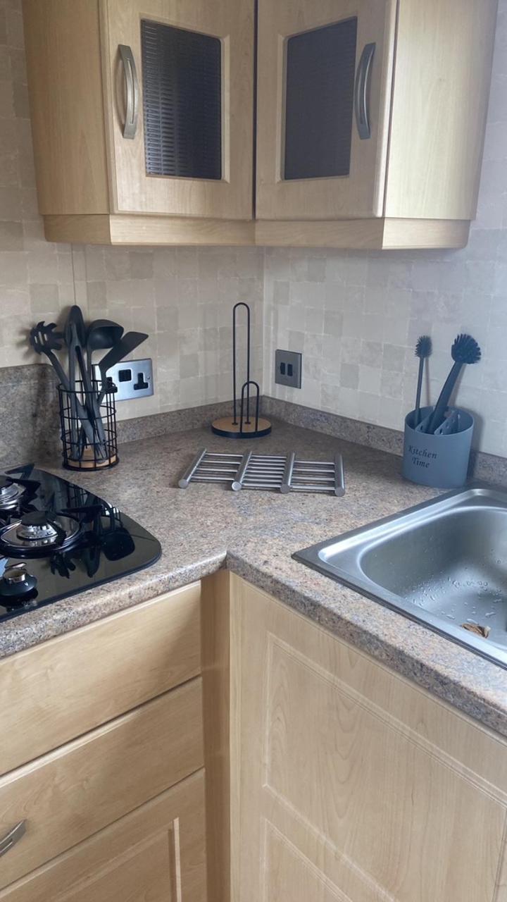 Coastal Caravan Holidays - Puffin 14 view 4