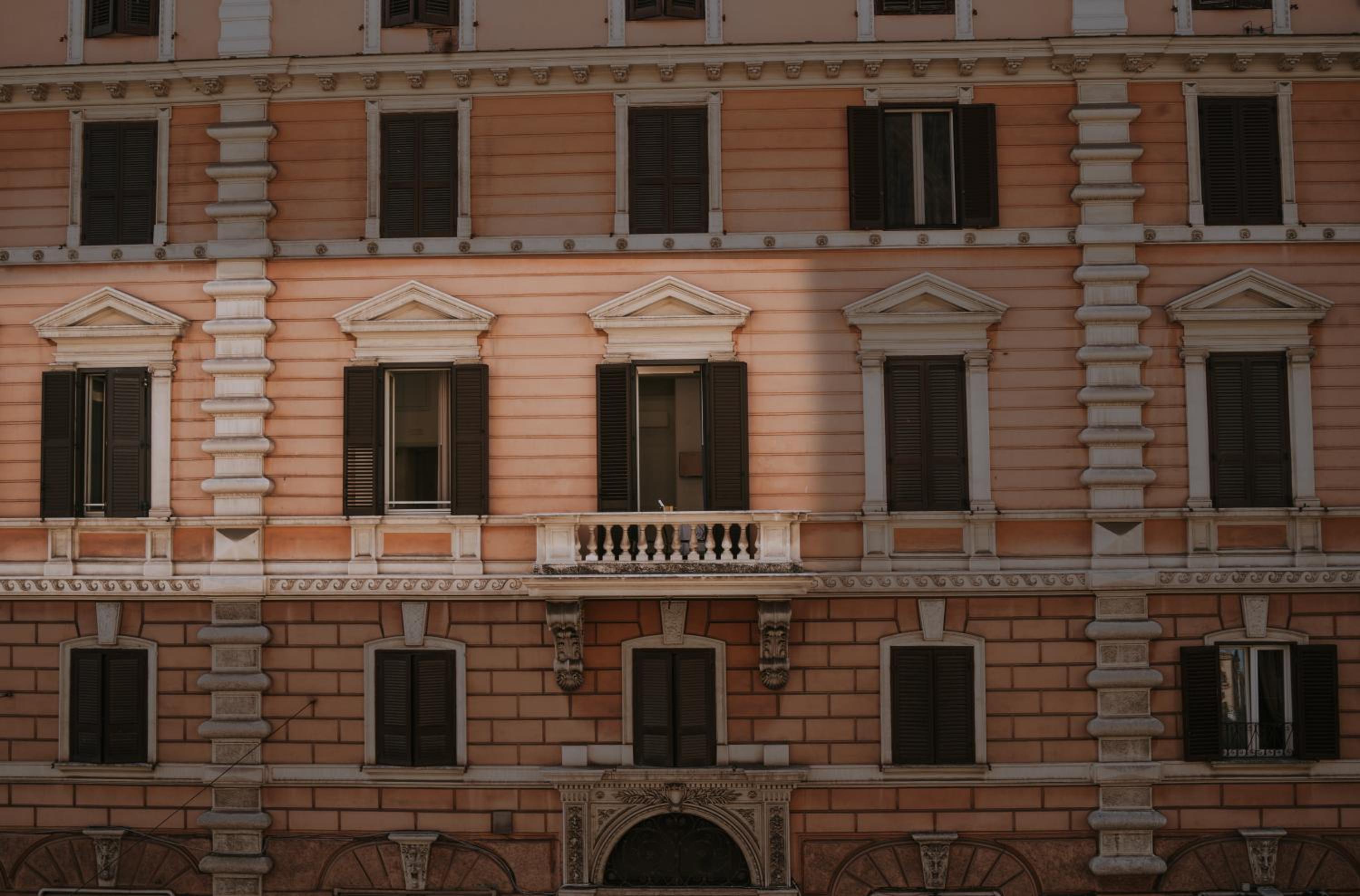 Élite Vatican Refuge