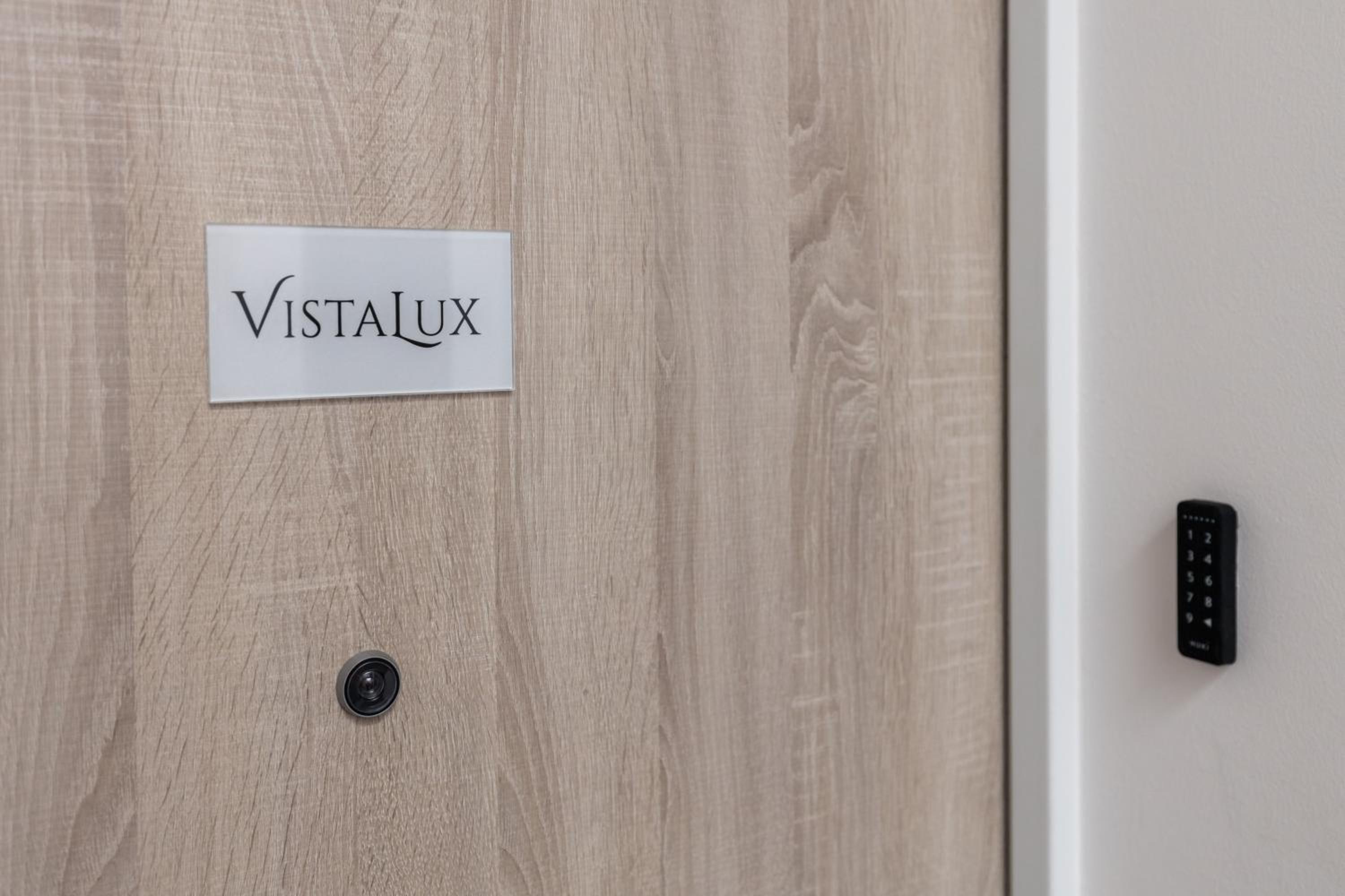 Vistalux