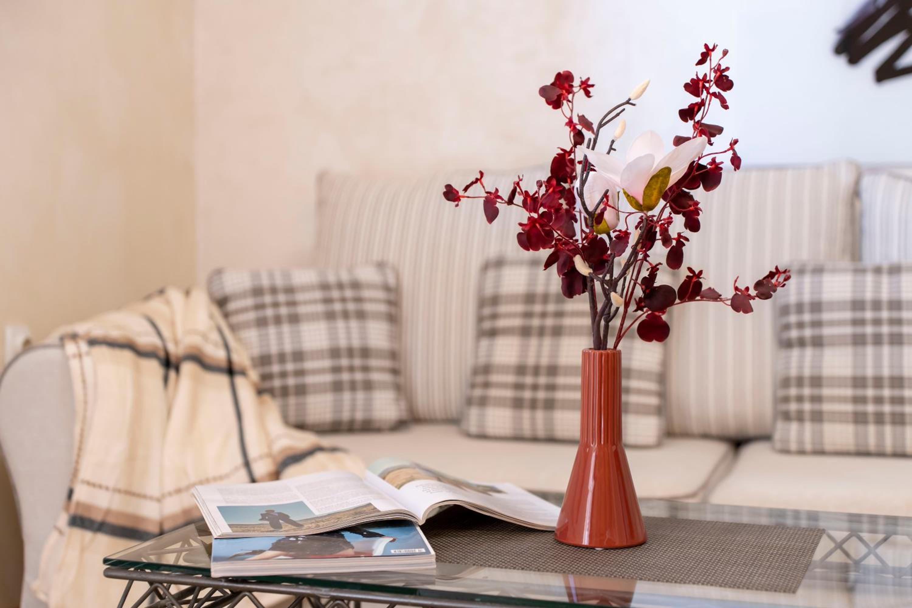 1-bedroom apartment near airport
