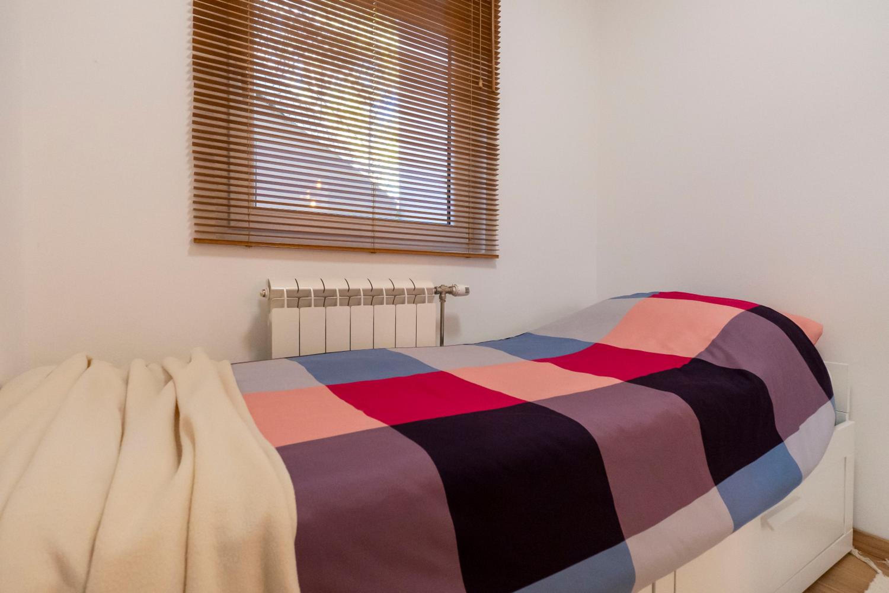 1-bedroom apartment near airport