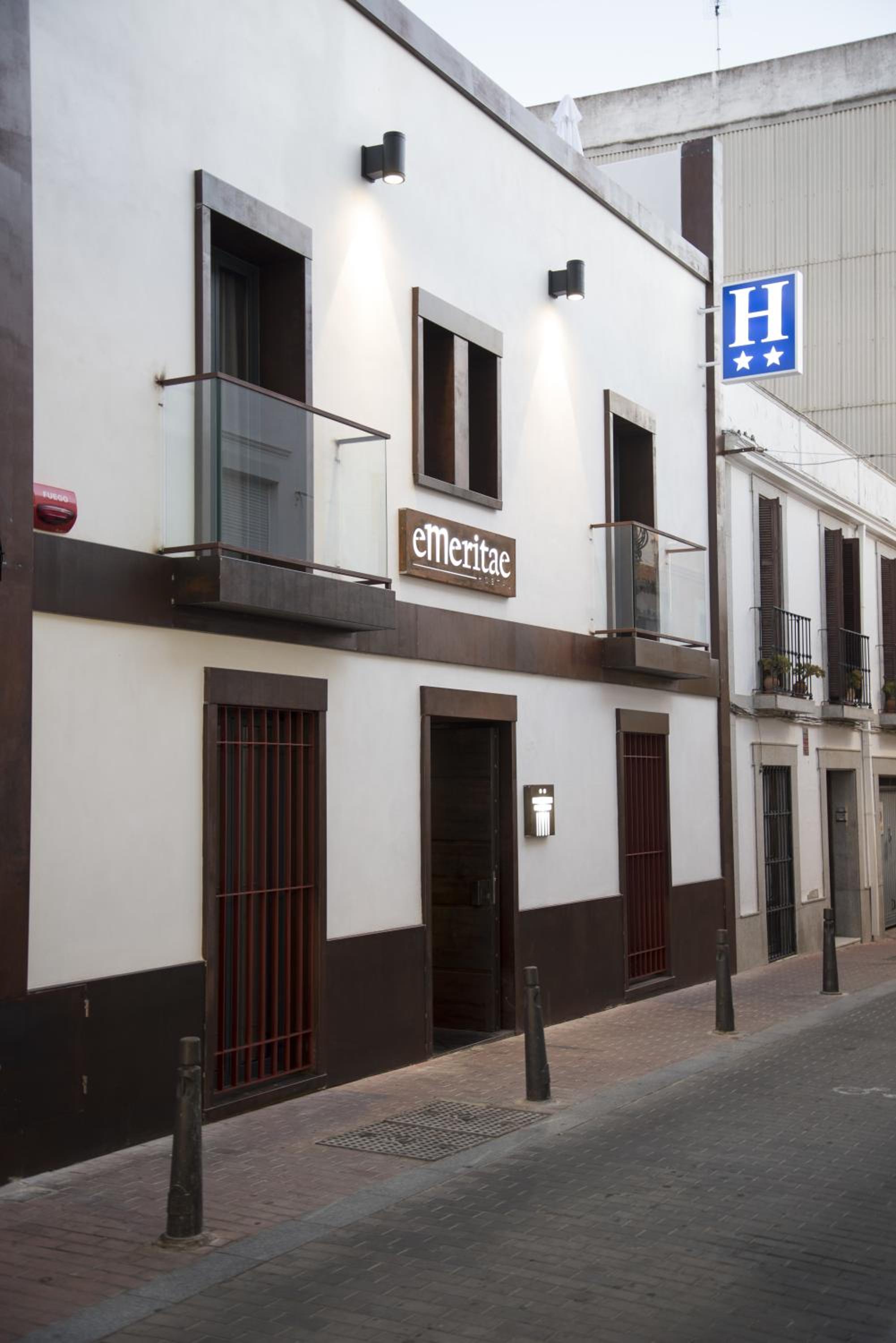 Hostal Emeritae
