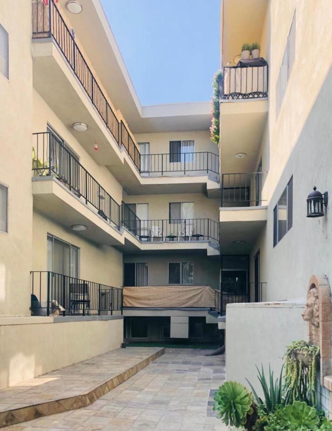 Los Angeles Vacations - Lovely Sherman Oaks Studio - Property Image 5