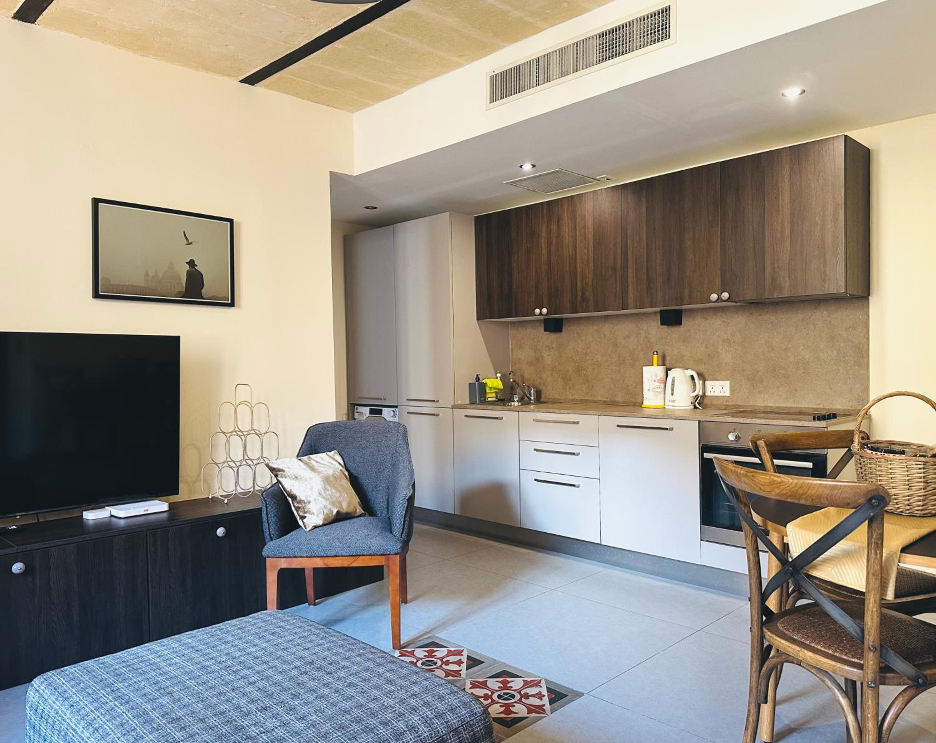 Valletta Boutique Home view 2