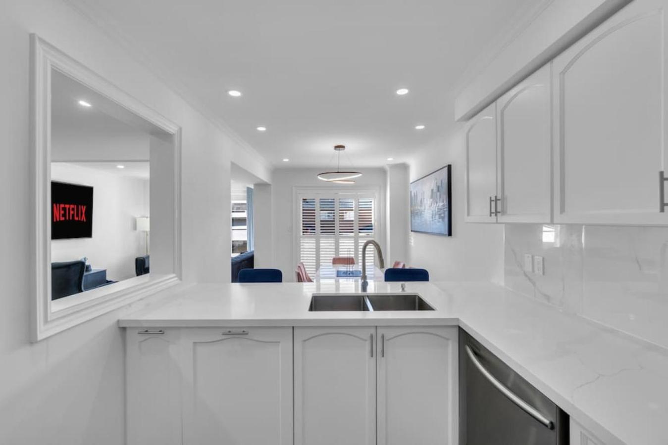 Luxury 3BR - 10 Min to Wonderland - Monthly Rental