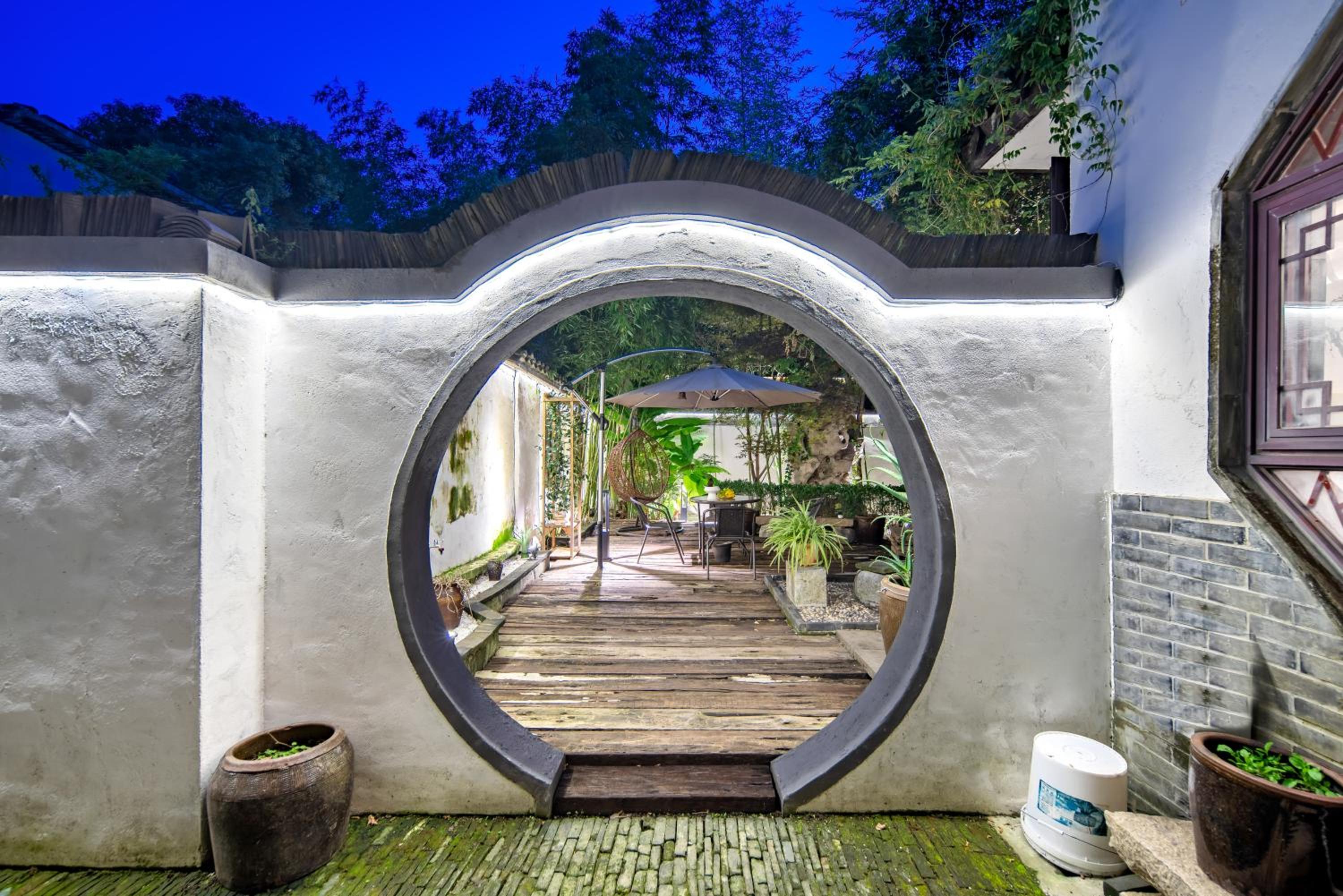 Tongli Lanshe Garden B&B