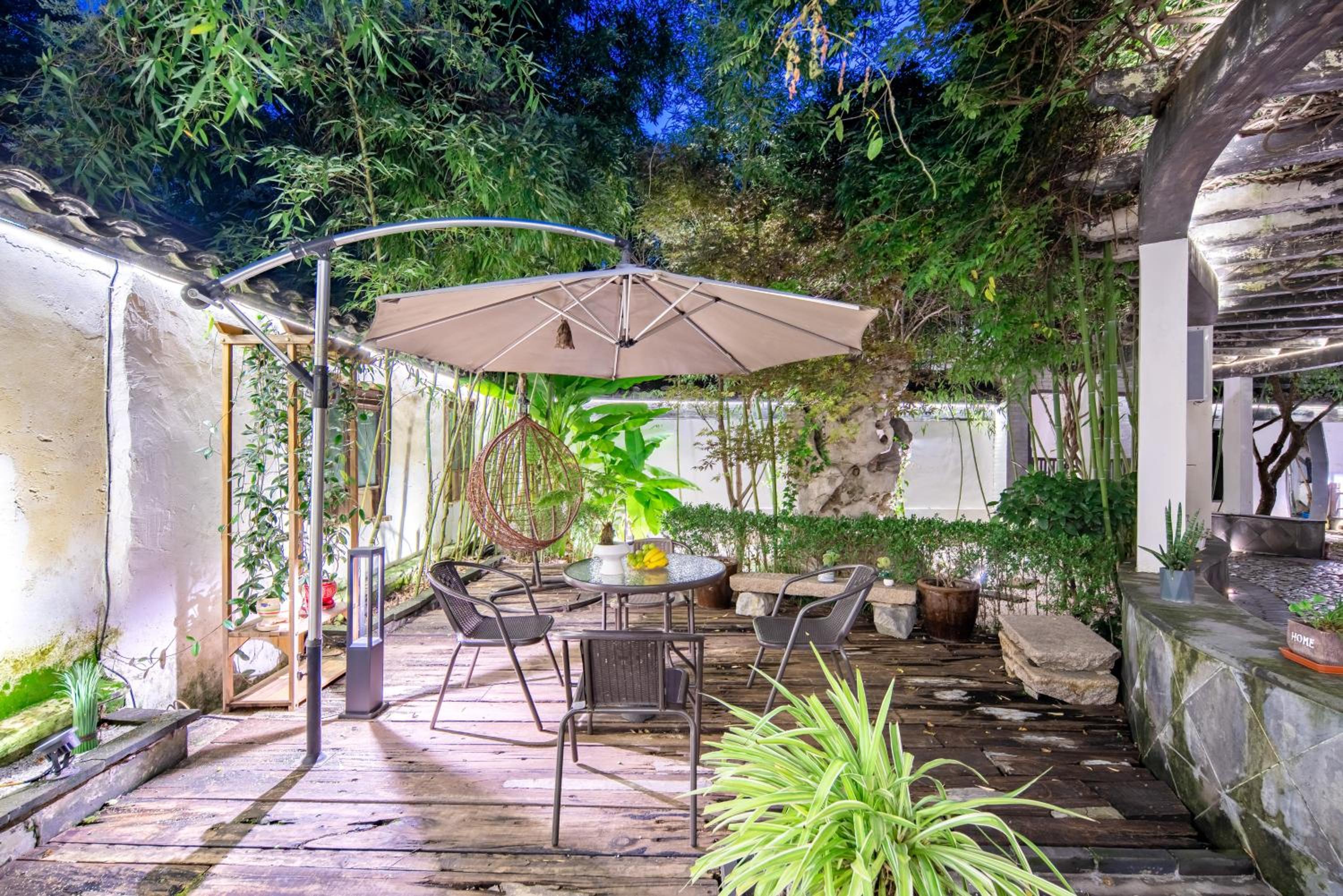 Tongli Lanshe Garden B&B