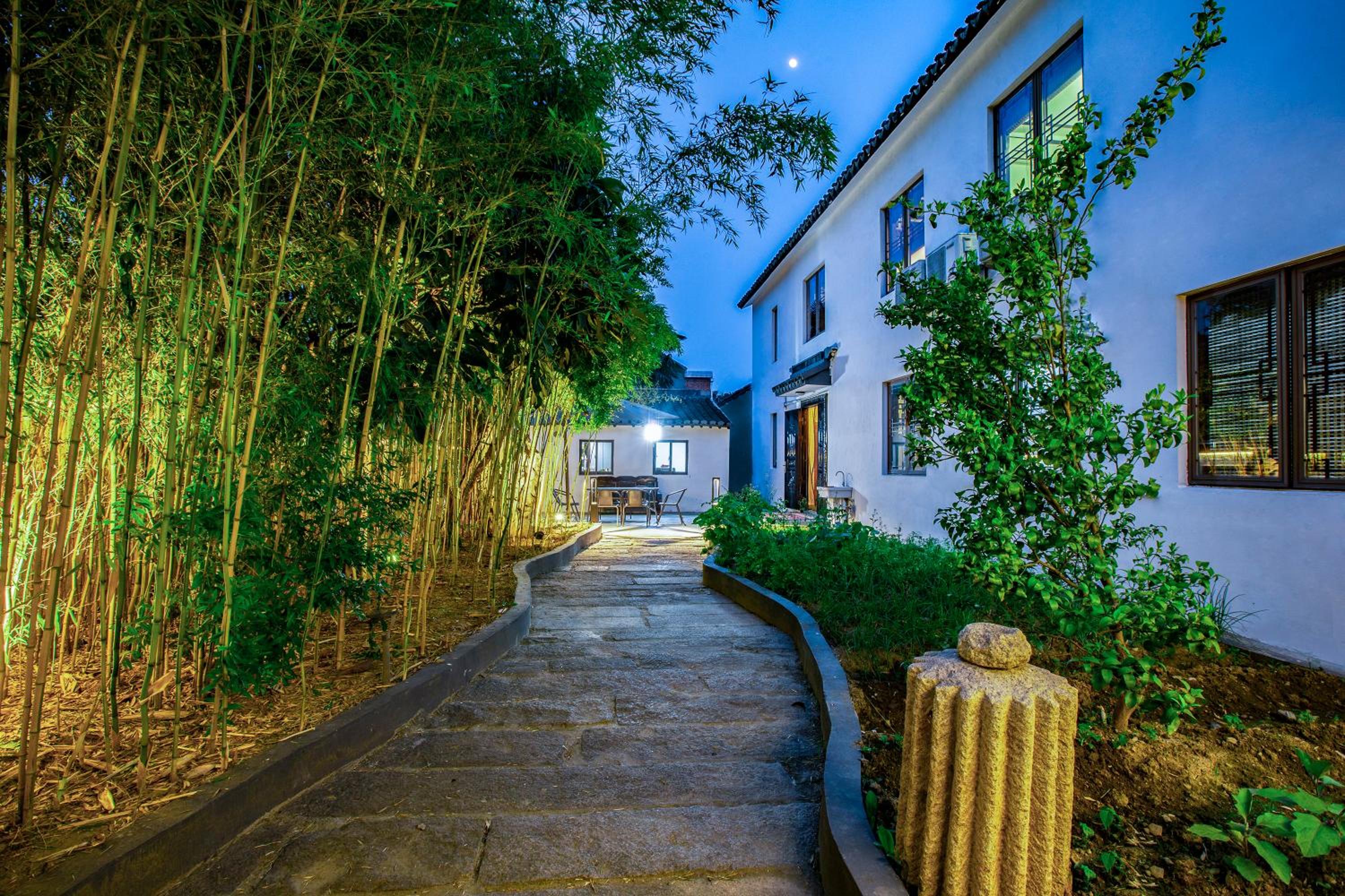 Tongli Lanshe Garden B&B