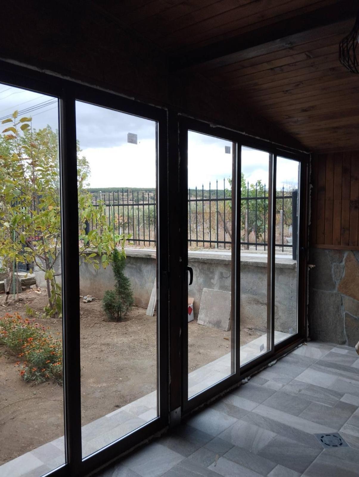 Velkovski Guest House
