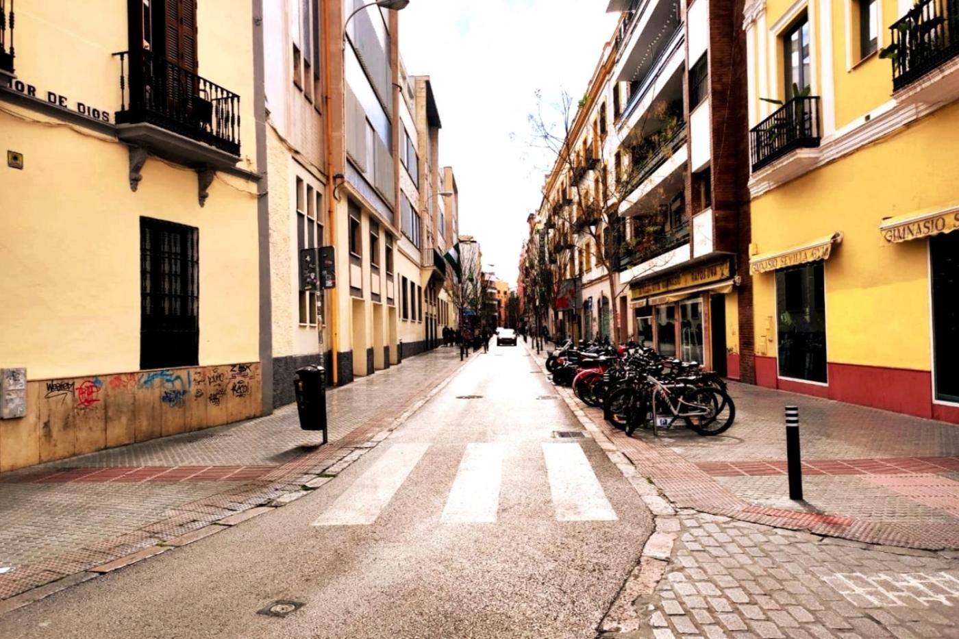 ESTUDIO MORGADO.Tranquilidad. Calle Amor de Dios! view 2