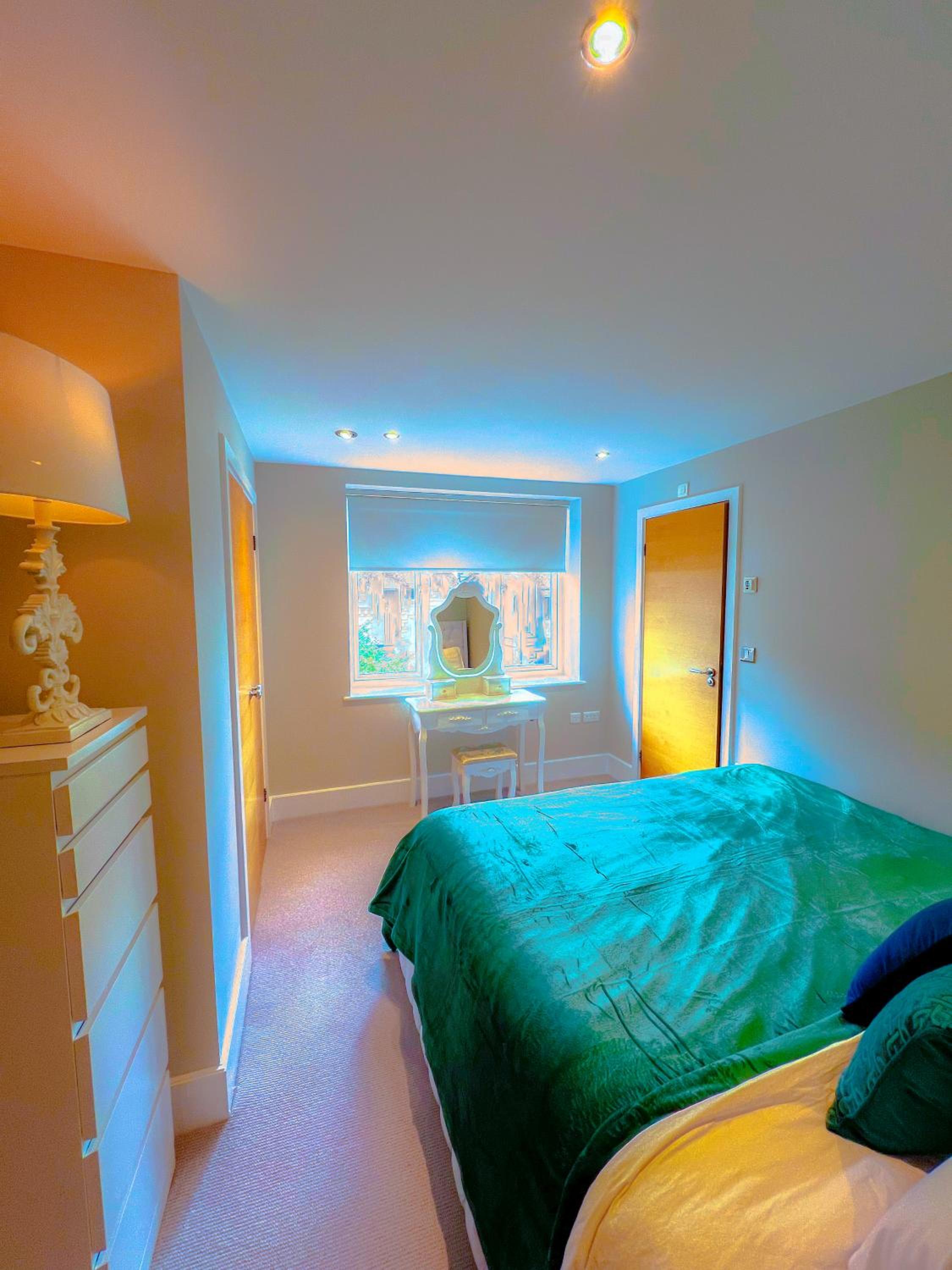THAMES View Cyan Richmond, FREE GYM, VERY HIGH-SPEED Wi-Fi, PARKING
