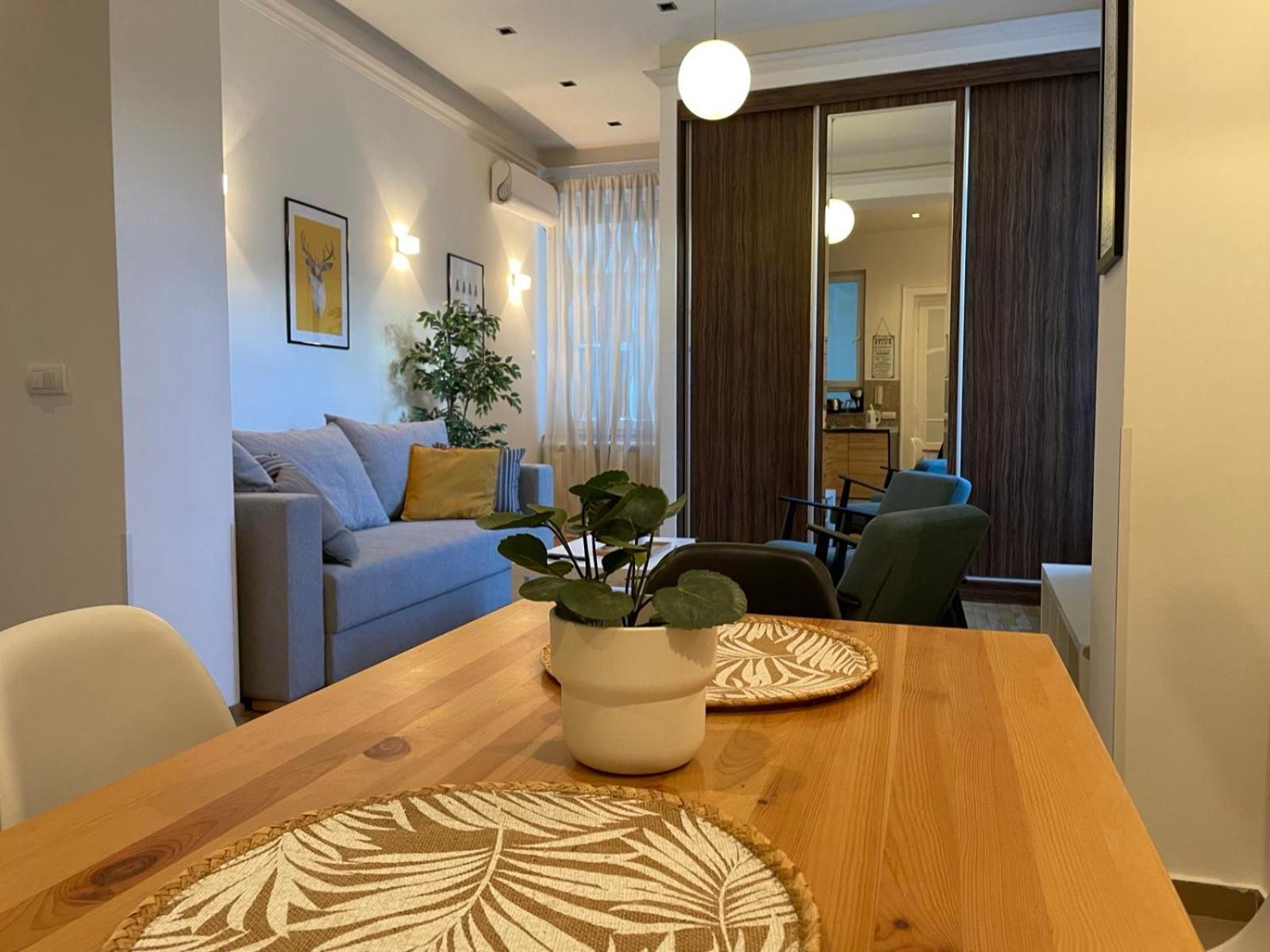 City Break Apartments Chic and Luxury view 5