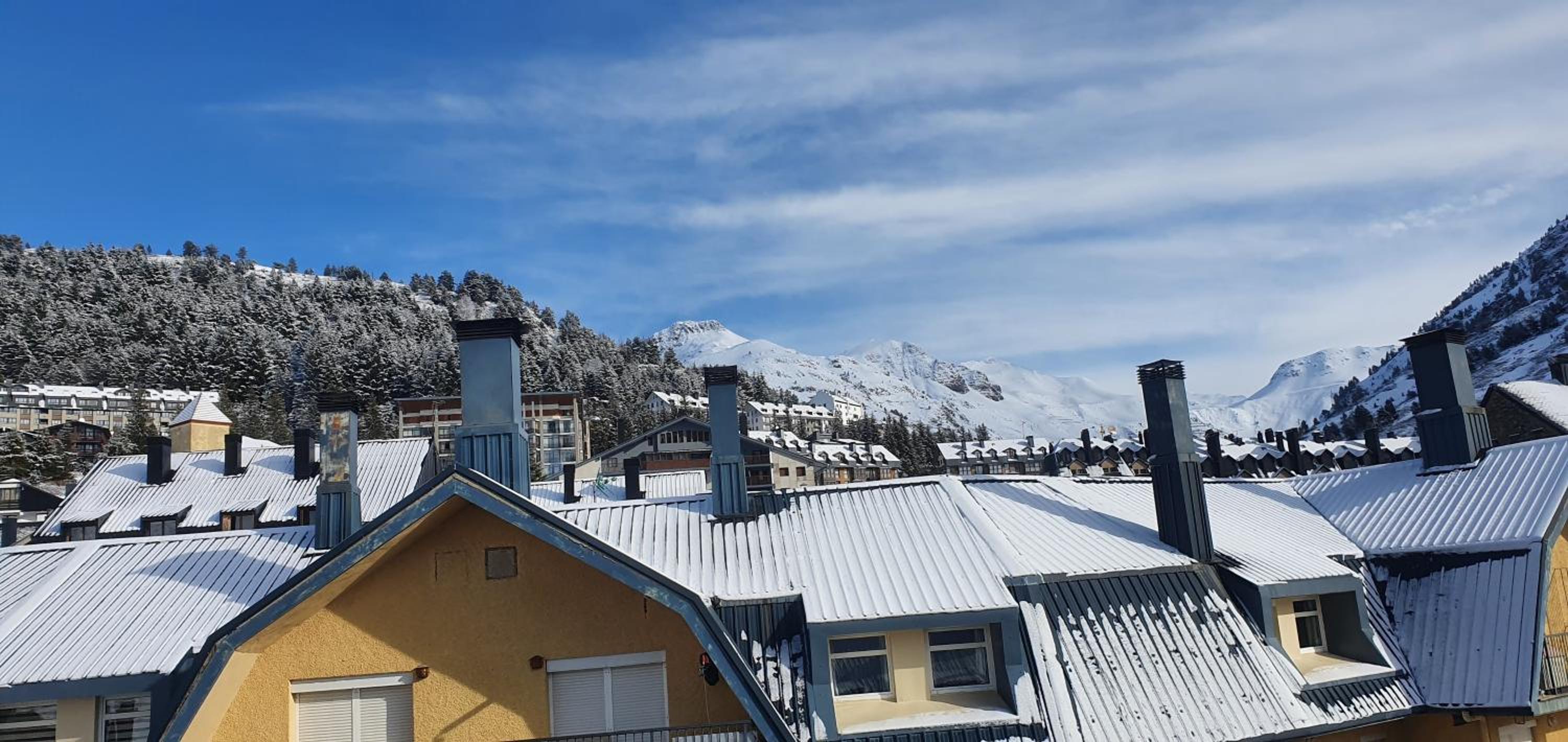 Dúplex Río Candanchú-Astún pie de pista