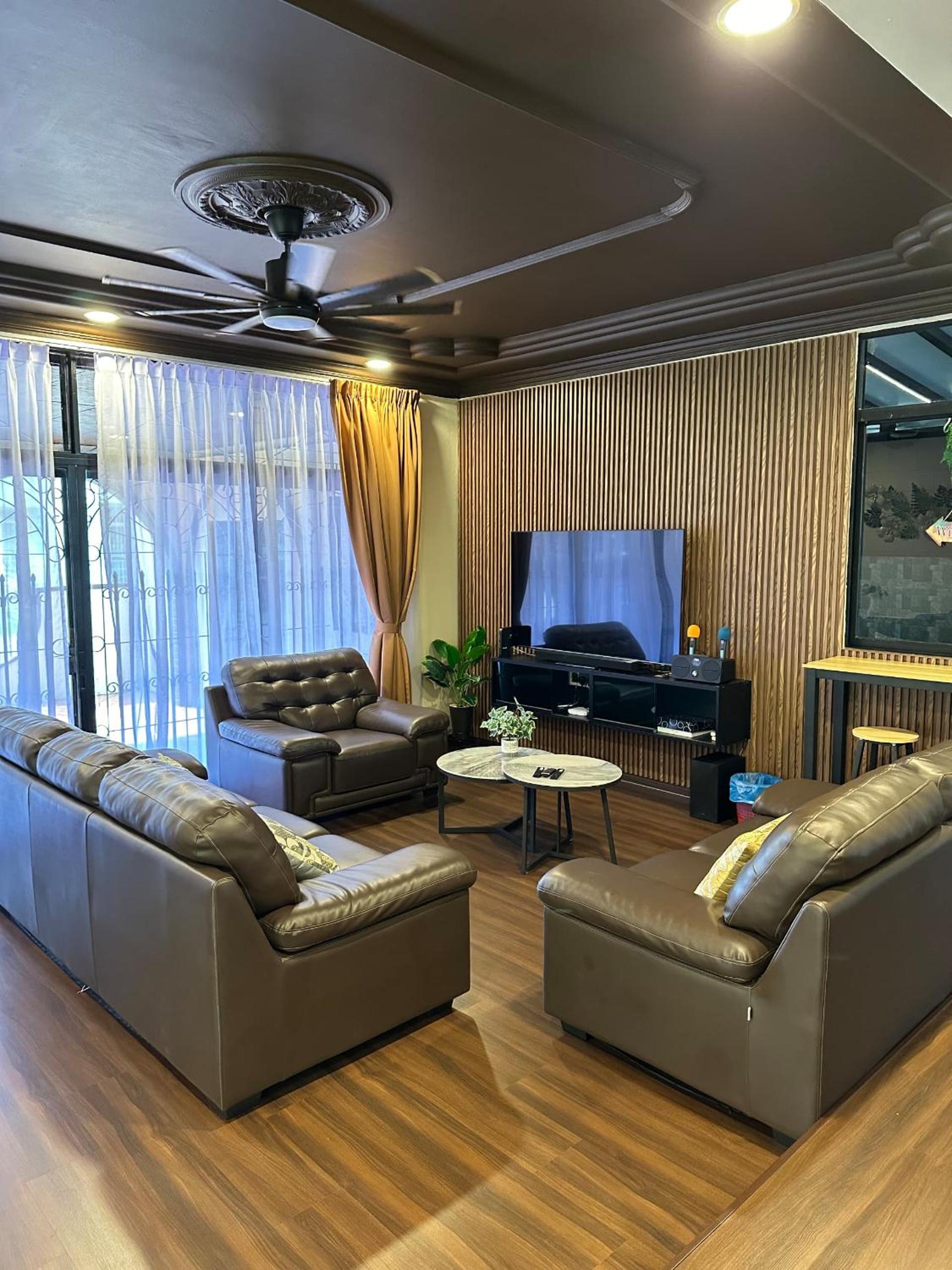 Villamax Klebang Beach Homestay Melaka 25 Pax 6R4B photo 2
