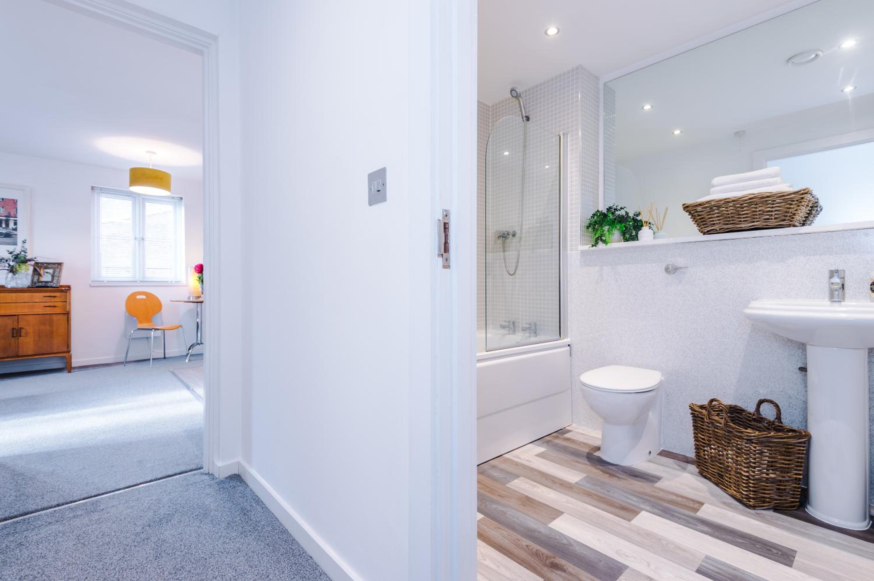 Chester City Apartment view 4