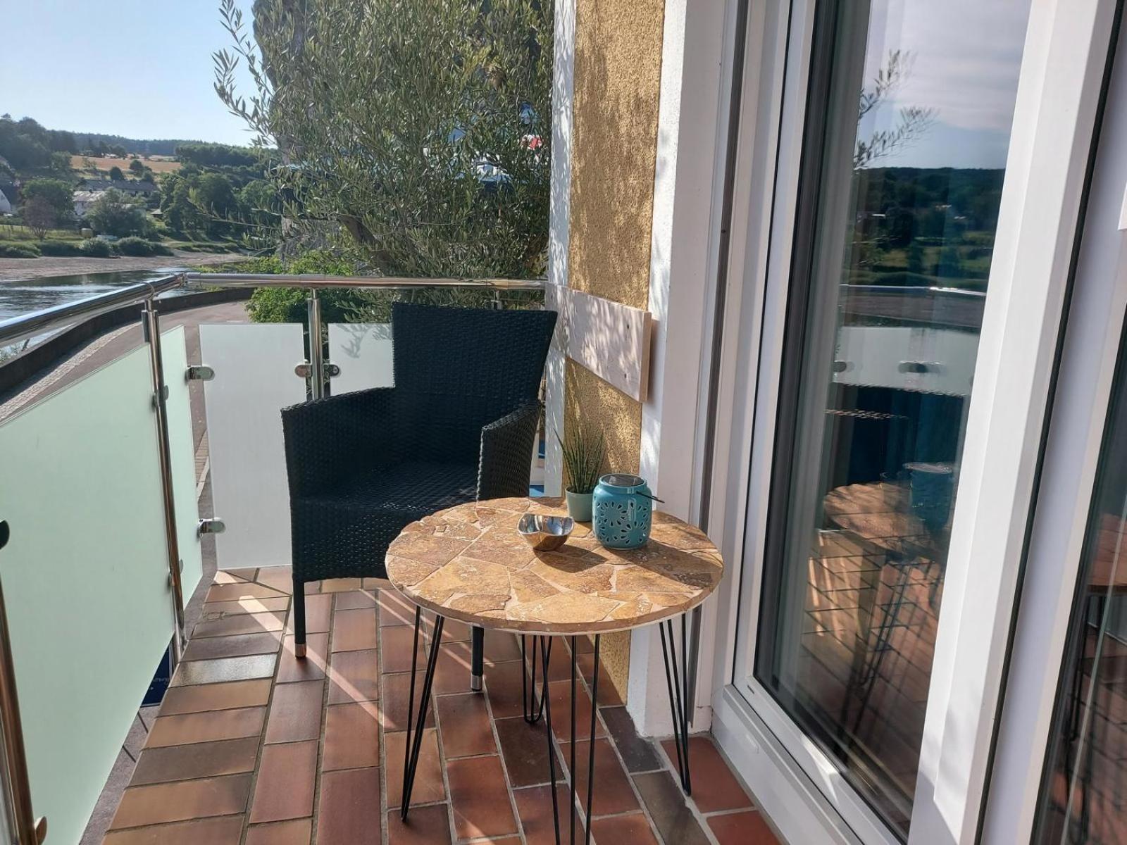 Ferienwohnung und Zimmer zum Donaublick view 3