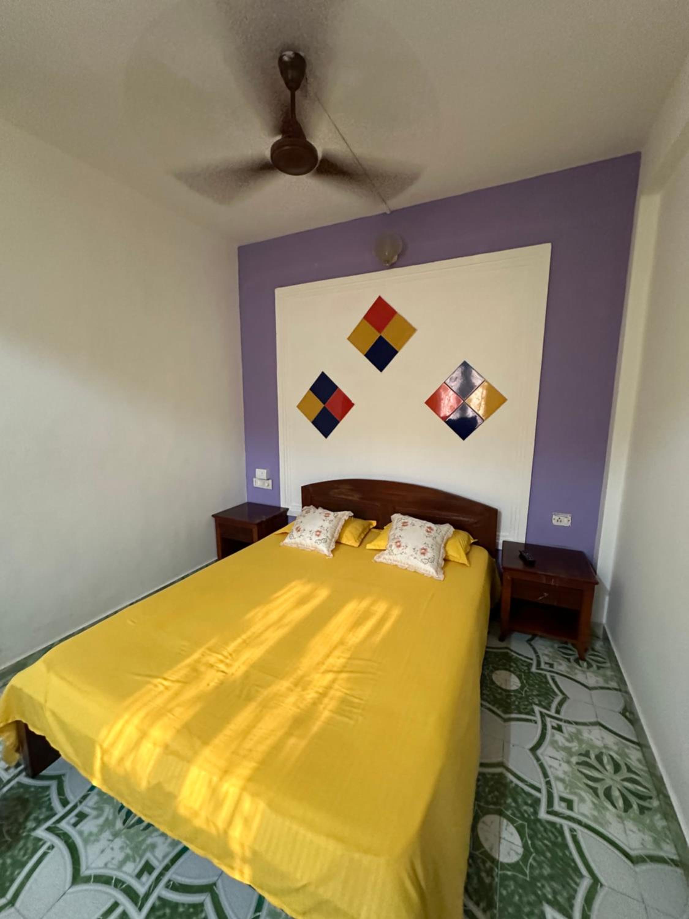 LUCY DORES GUEST HOUSE