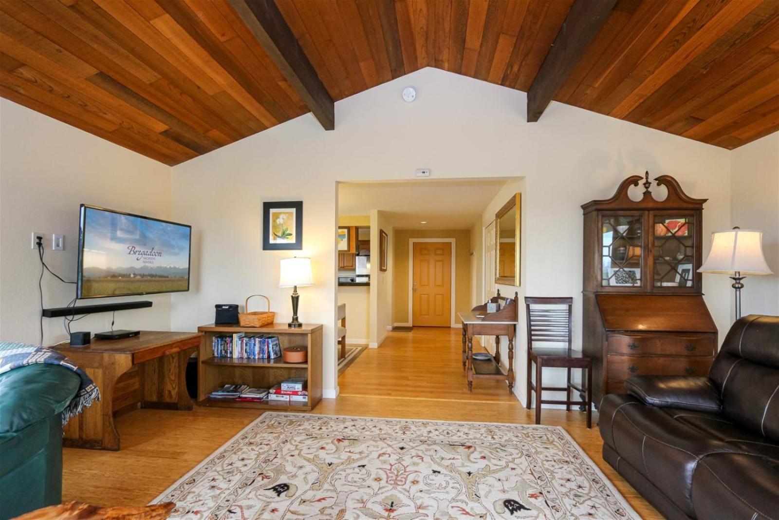 SQ Olympic-View-Cottage